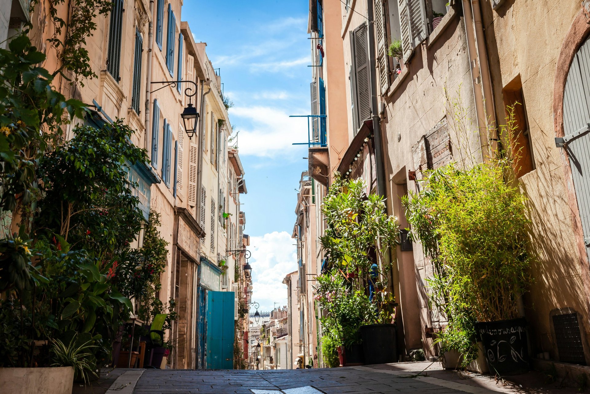 Marseille quartier Panier rue airbnb casamore conciergerie