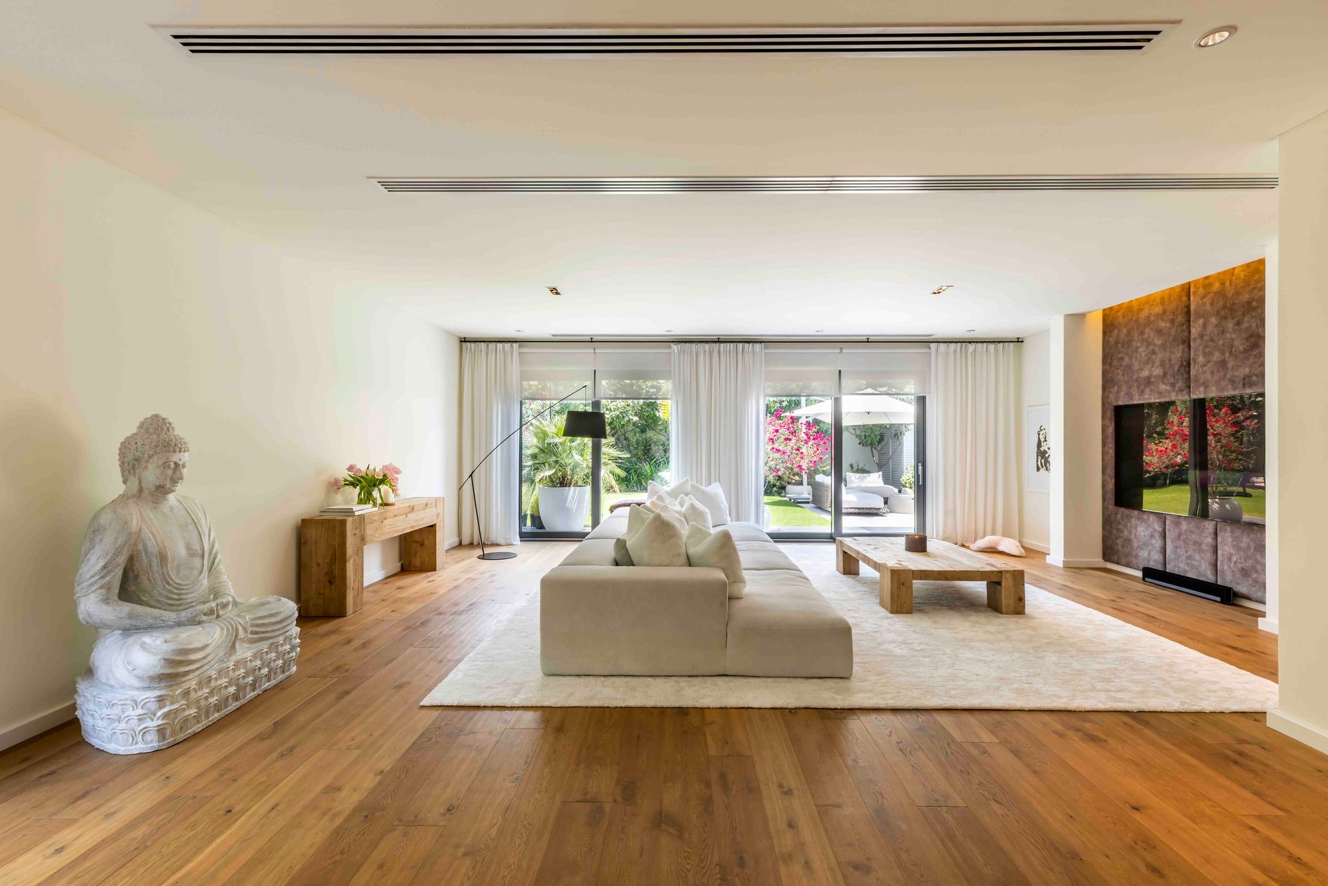 Hospitality, Food and Lifestyle Visual Media dubai cairo 