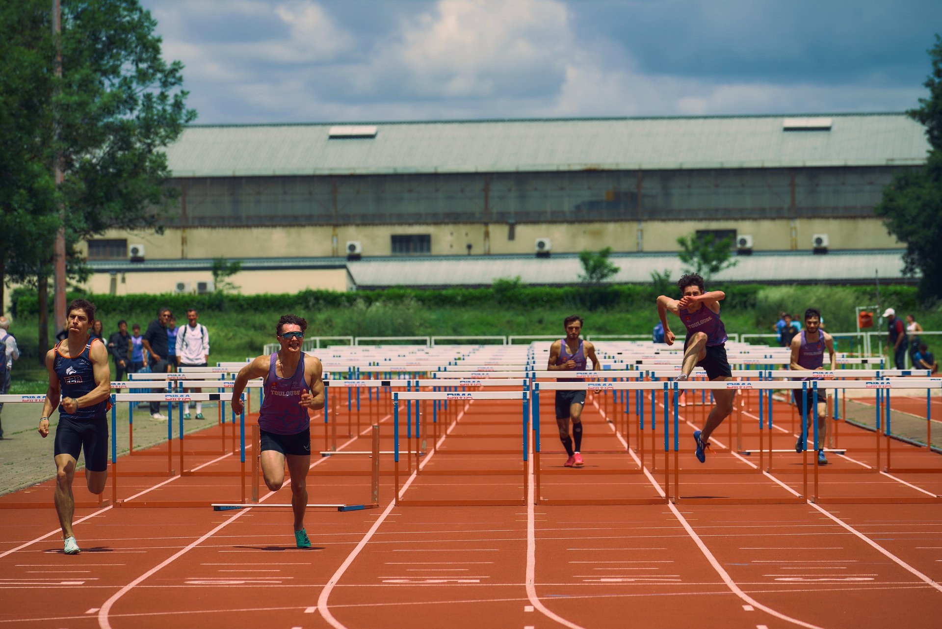 Les hurdleurs du SATUC Toulouse Athlé emmenés par Thomas Delanghe-Destrac