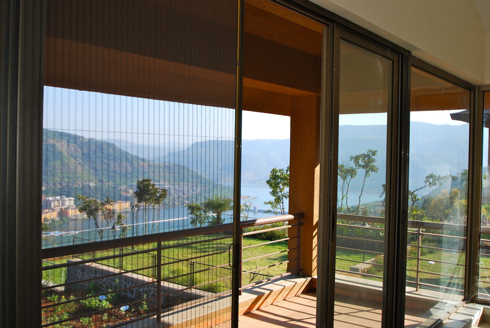 zanzariera plissettata - Lome Serramenti Milano