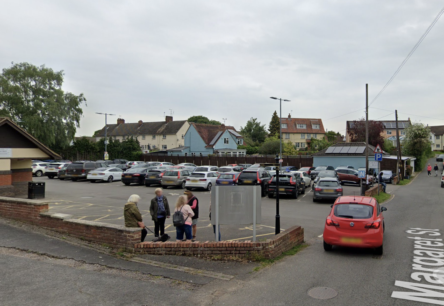 Free public car park near Little Ladybirds baby and toddler group in Thaxted