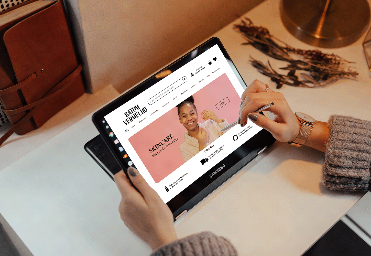 batom vermelho @nemachadodesign identidade visual marca branding maquiagem cartão de visita social m