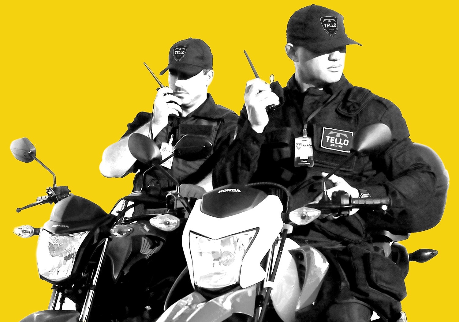 Equipe de segurança com motocicletas e rádios