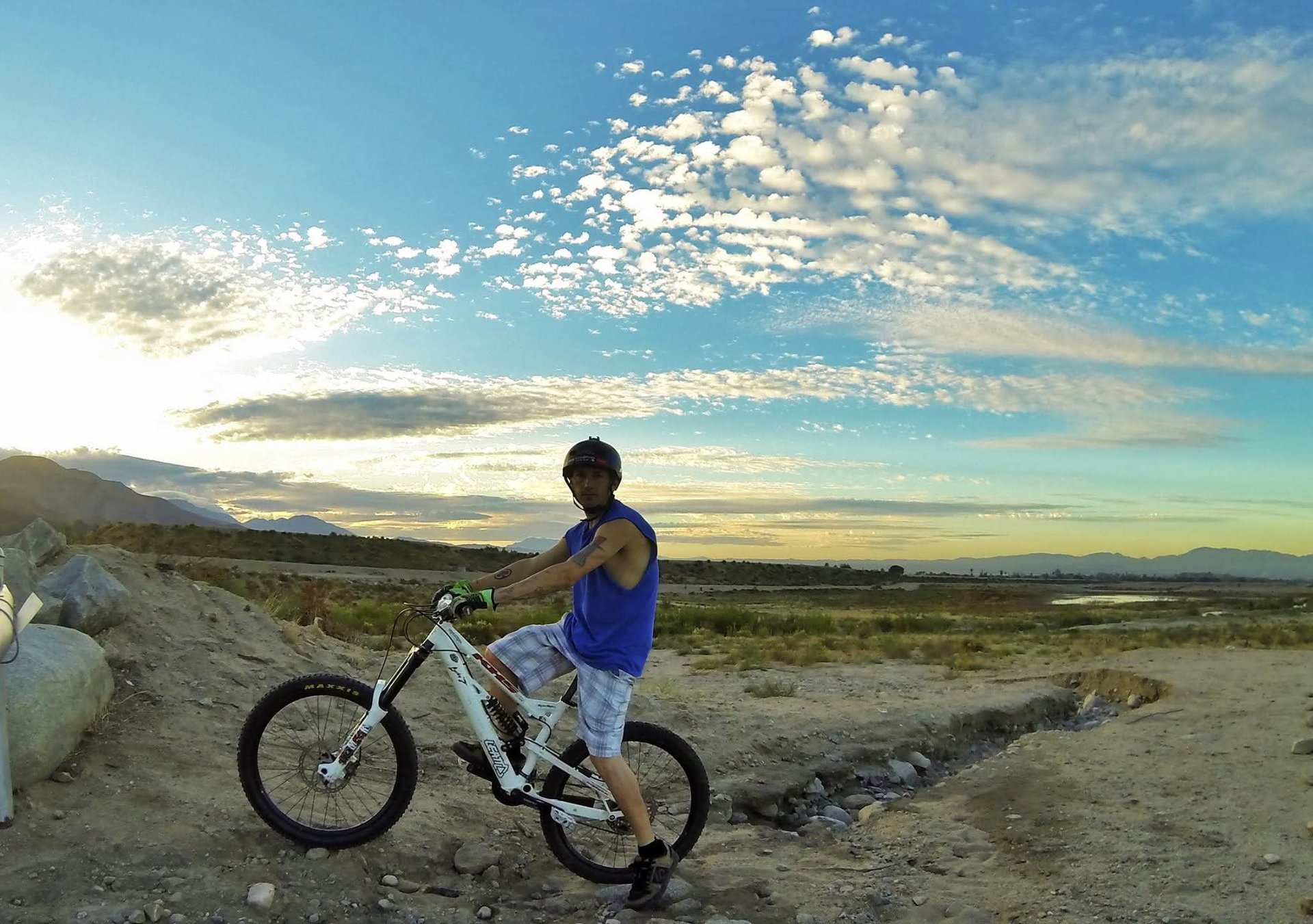 Mark Hower riding in the Inland Empire heat, Southern California, 2013