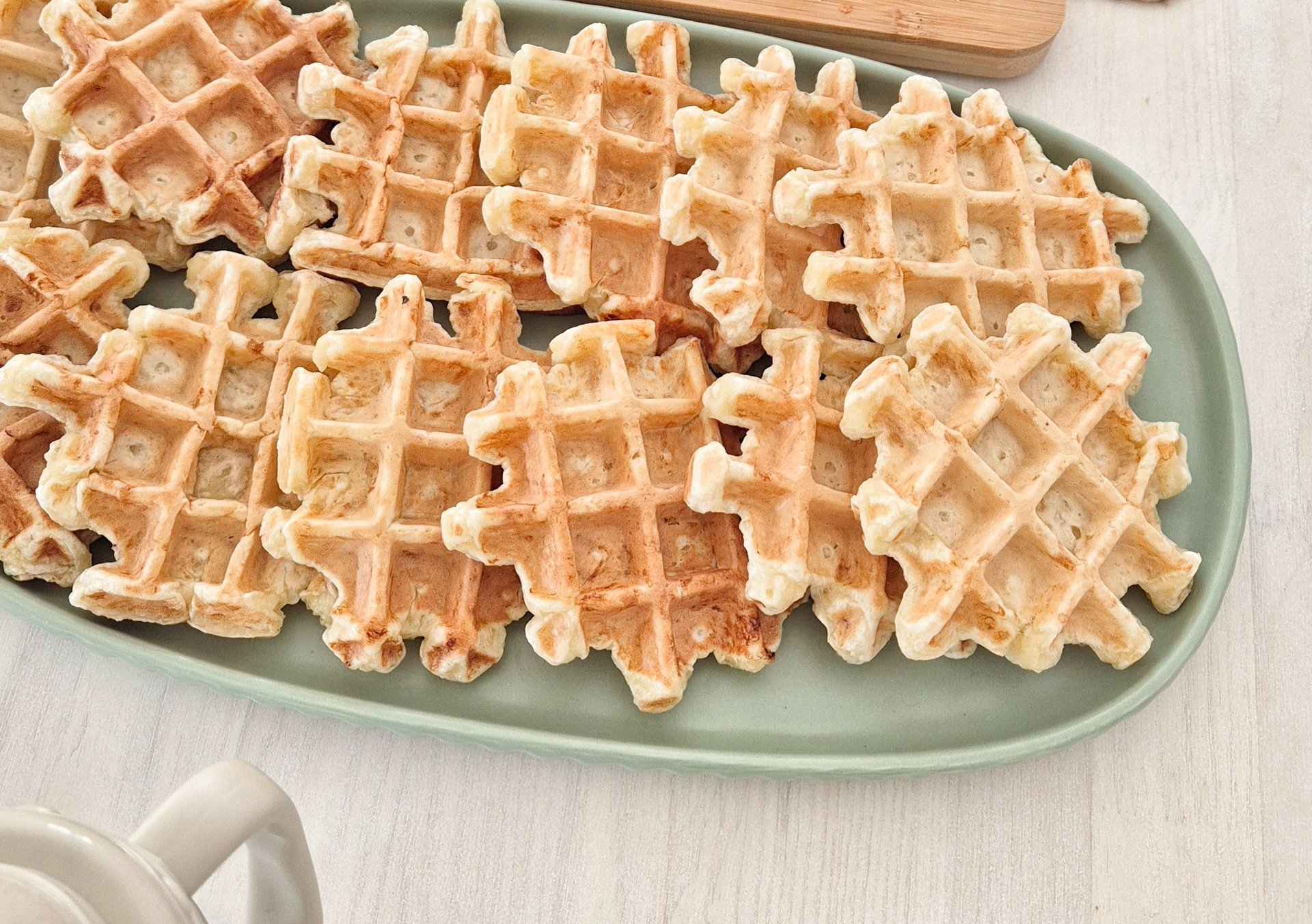 vėlyvieji pusryčiai žaidimų kambaryje