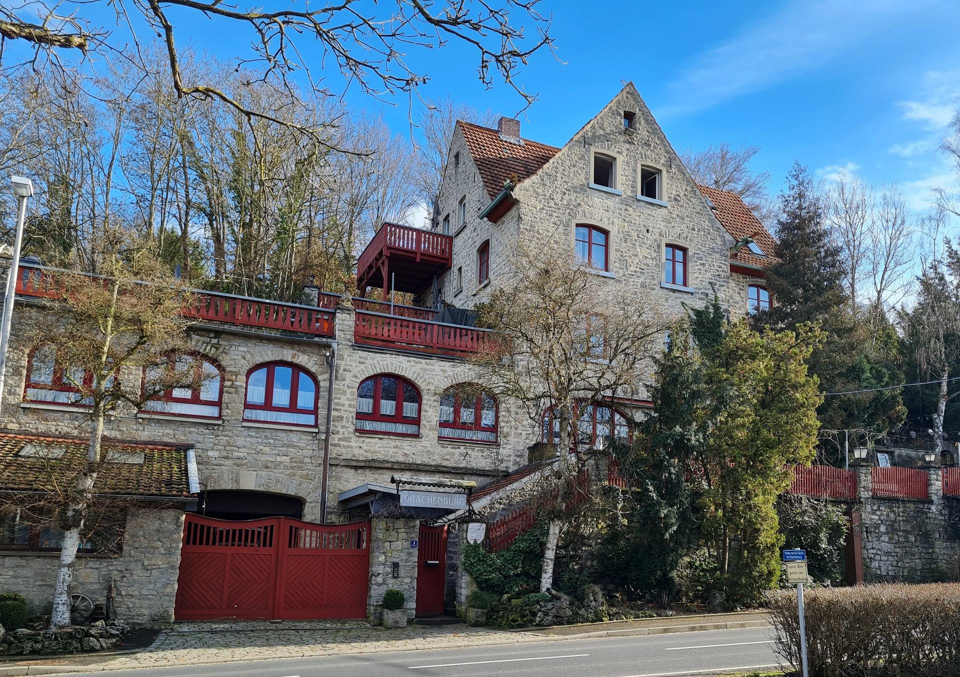 drachenburg restaurant und ferienwohnungen in 97340 marktbreit