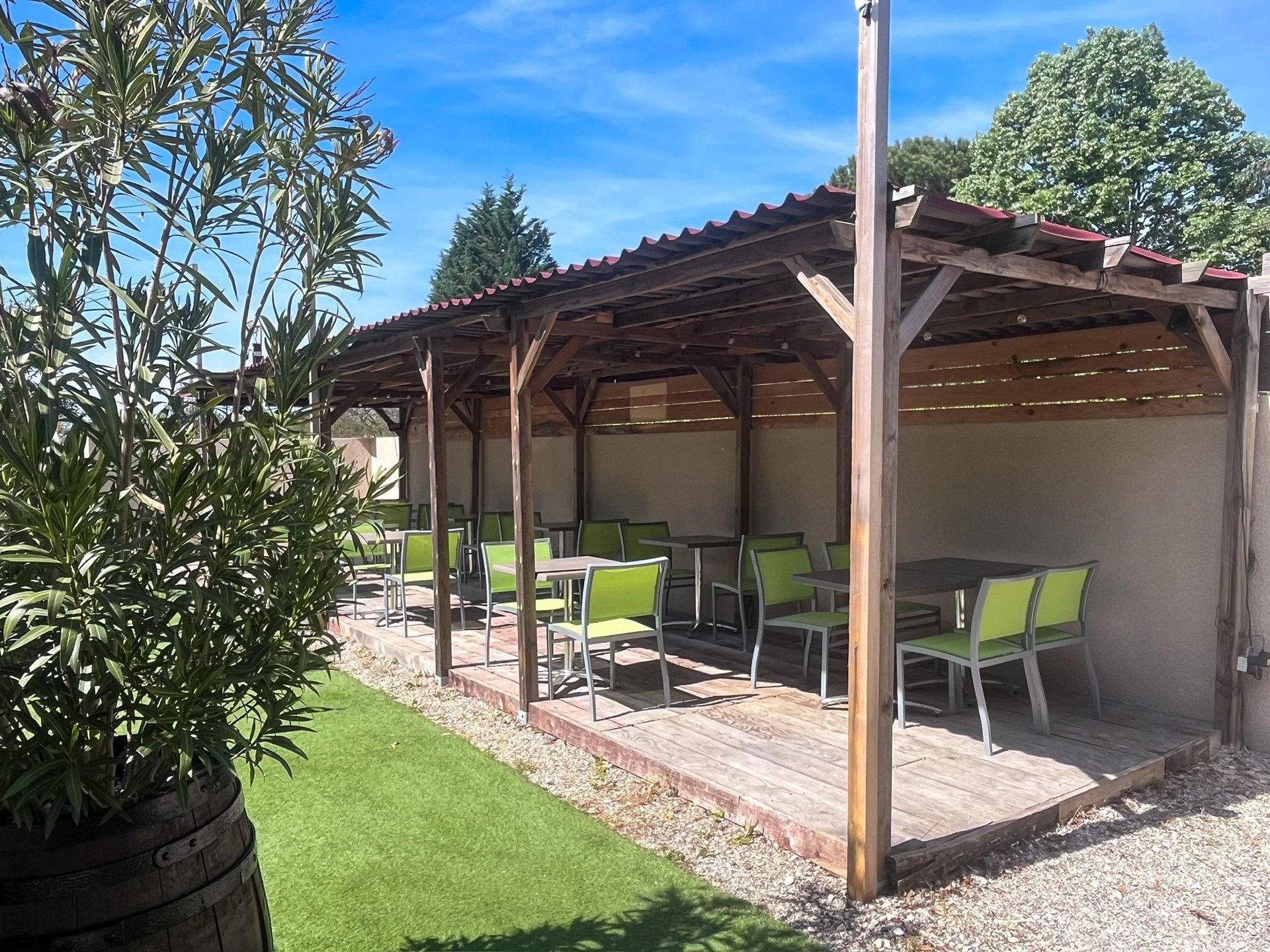 location de salle pour mariage anniversaire bapteme et entreprise dans la drome et l'Isère