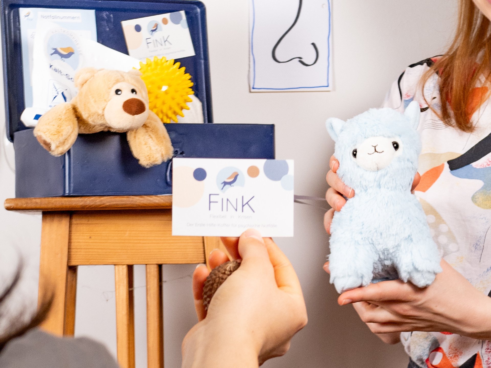 Visitenkarte wird ins Bildgehalten