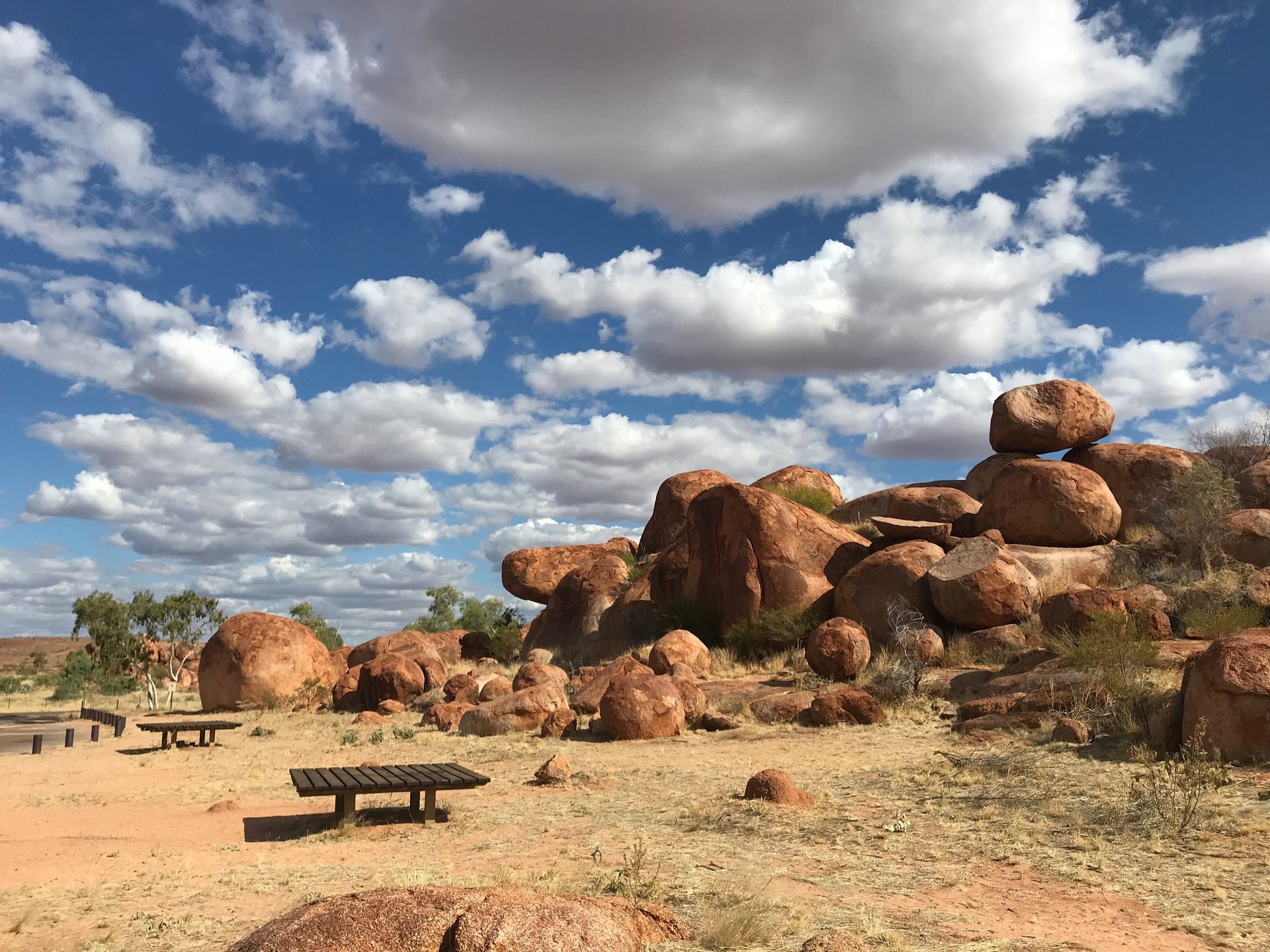 Devils Marbles en el desierto australiano