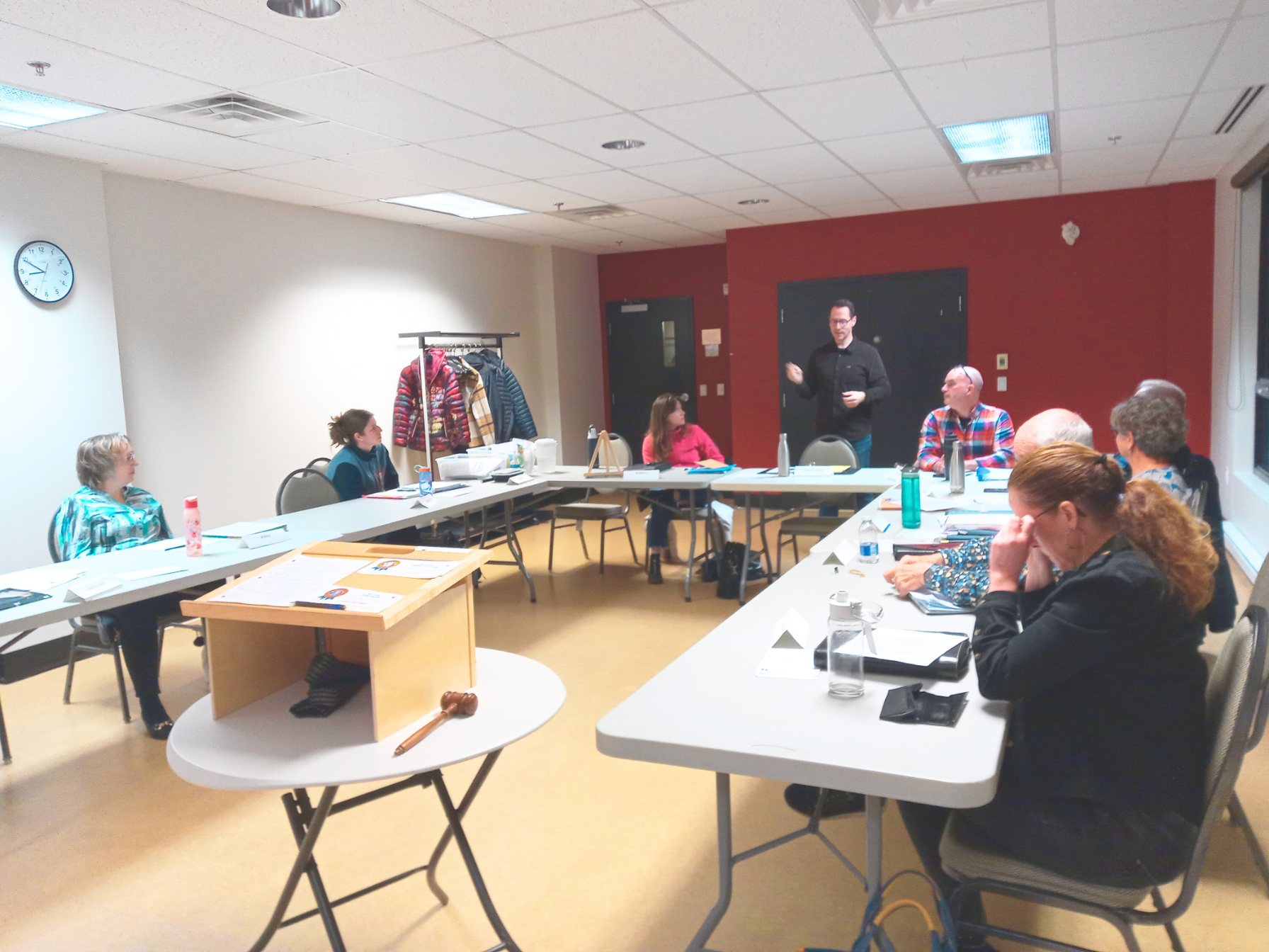 Réunion de groupe du club Toastmasters Vallée-du-Richelieu.