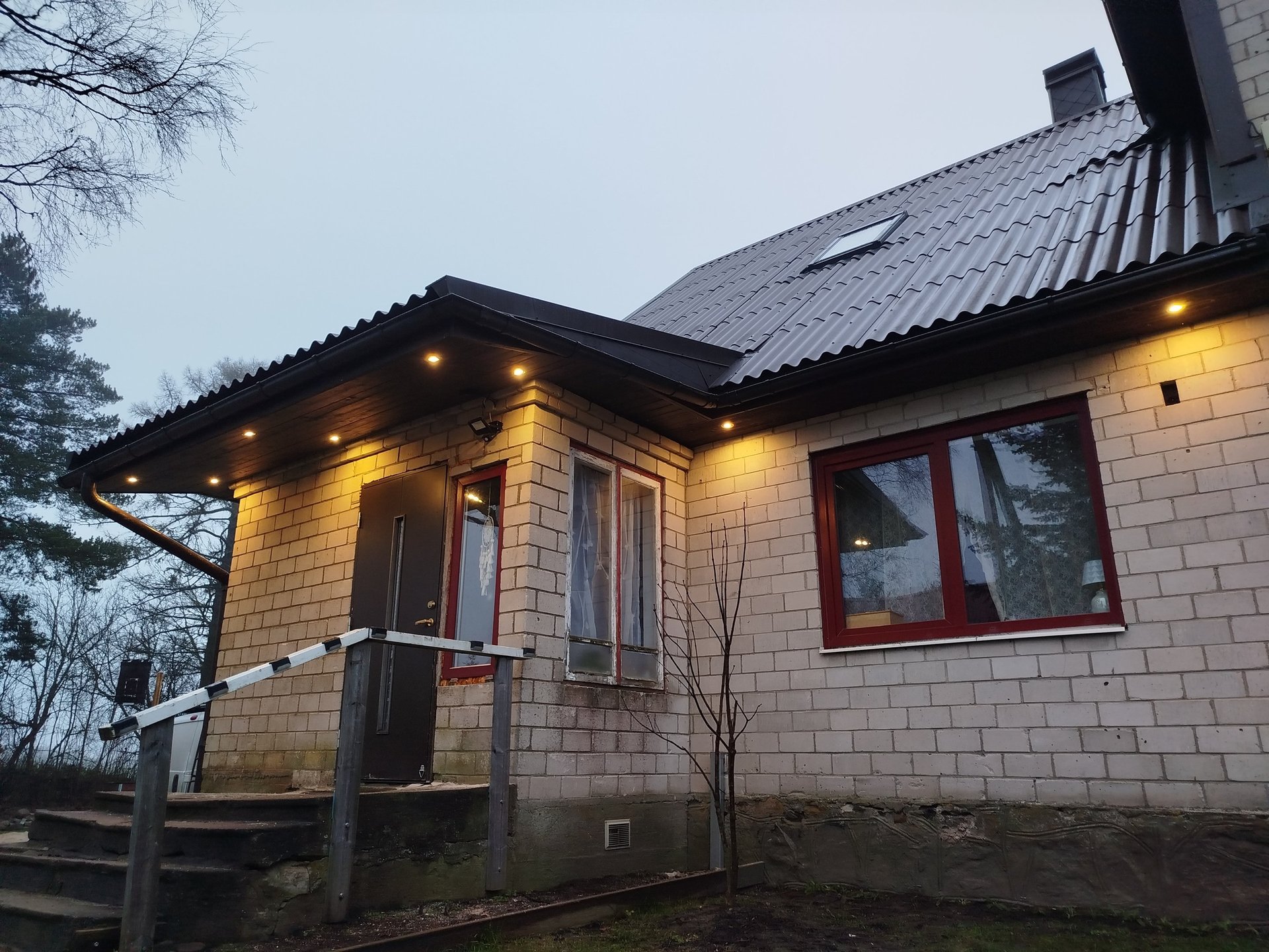 Eterniit katuse vahetus + Tuulekastid ja valgustus