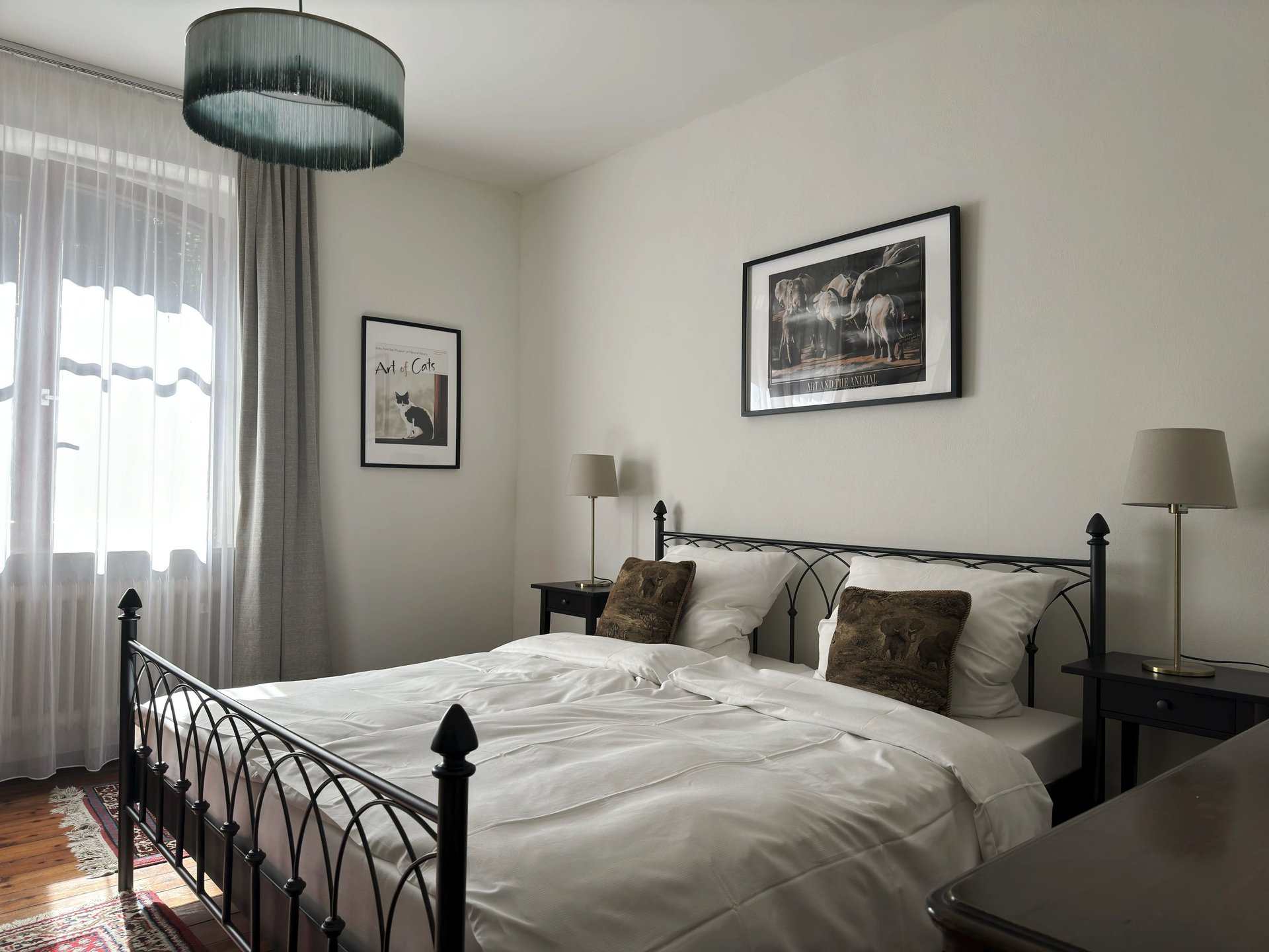 großes schlafzimmer apartment 1