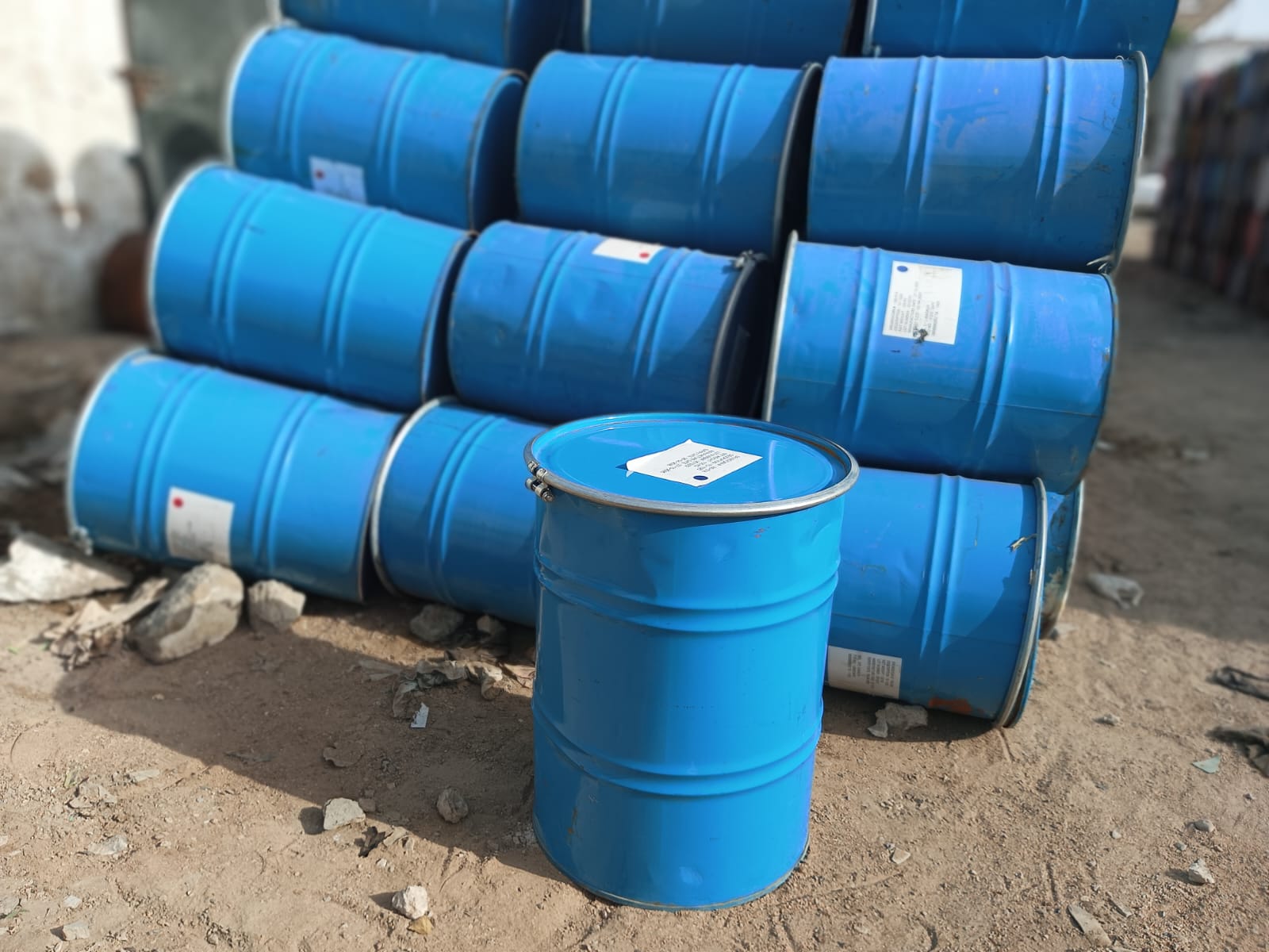 Refurbished used steel drums 200kg – lacquered barrels by Zyema Packages Karachi