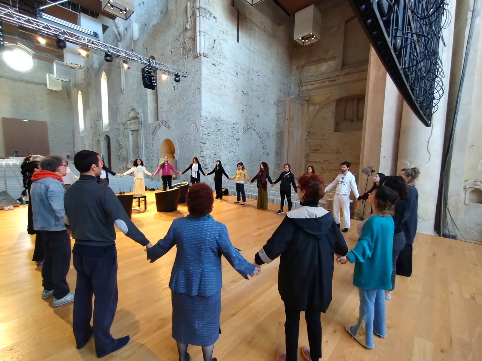 classe di bioenergetica a perugia con Arianna Isabella Curcio, auditorio san Francesco al prato, la cura della gioia