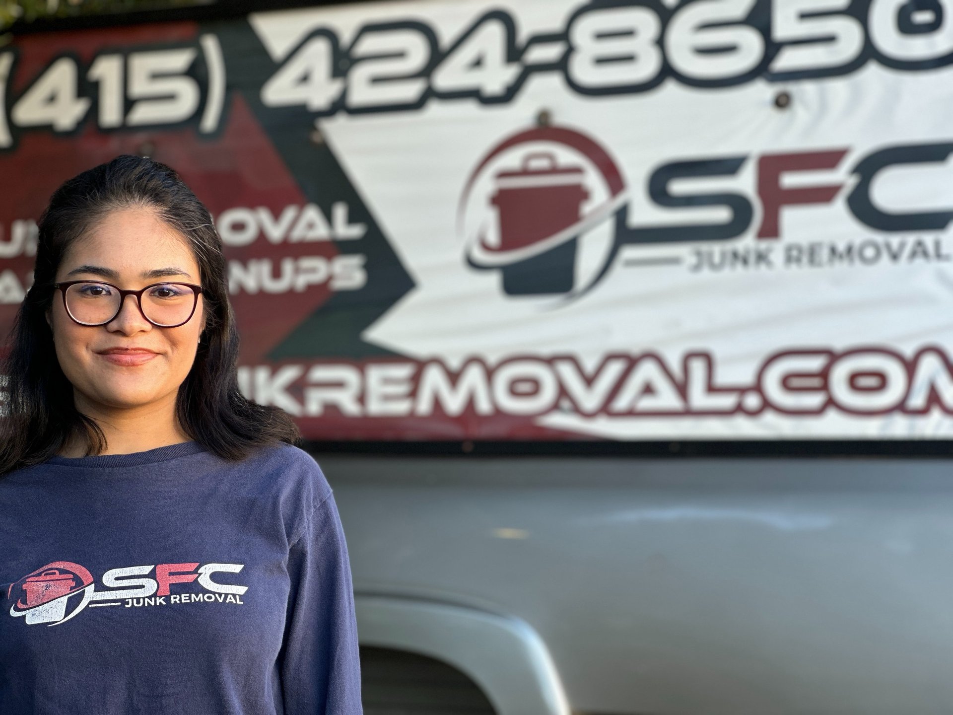 SFC Junk Removal: Commercial desk & chair pickup near me in SF 94107.