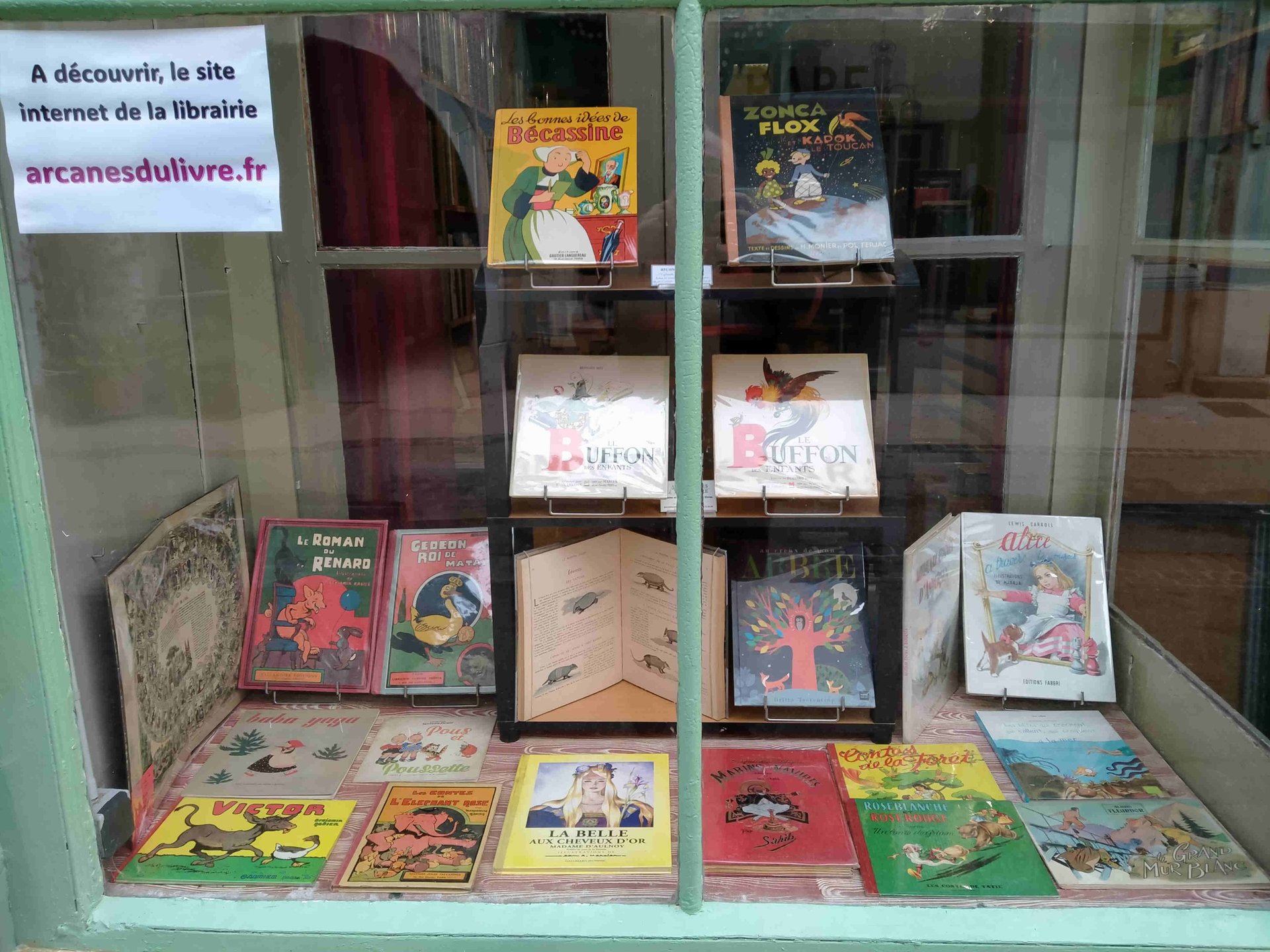 exposition de livres anciens et rares