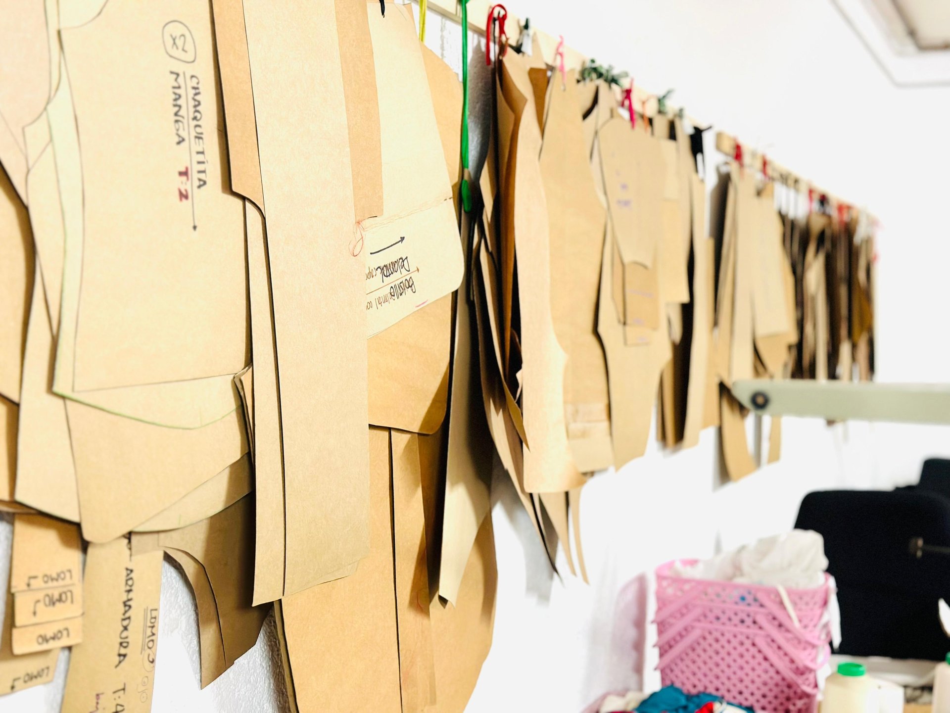 a bunch of paper cutouts of paper cutouts of clothes