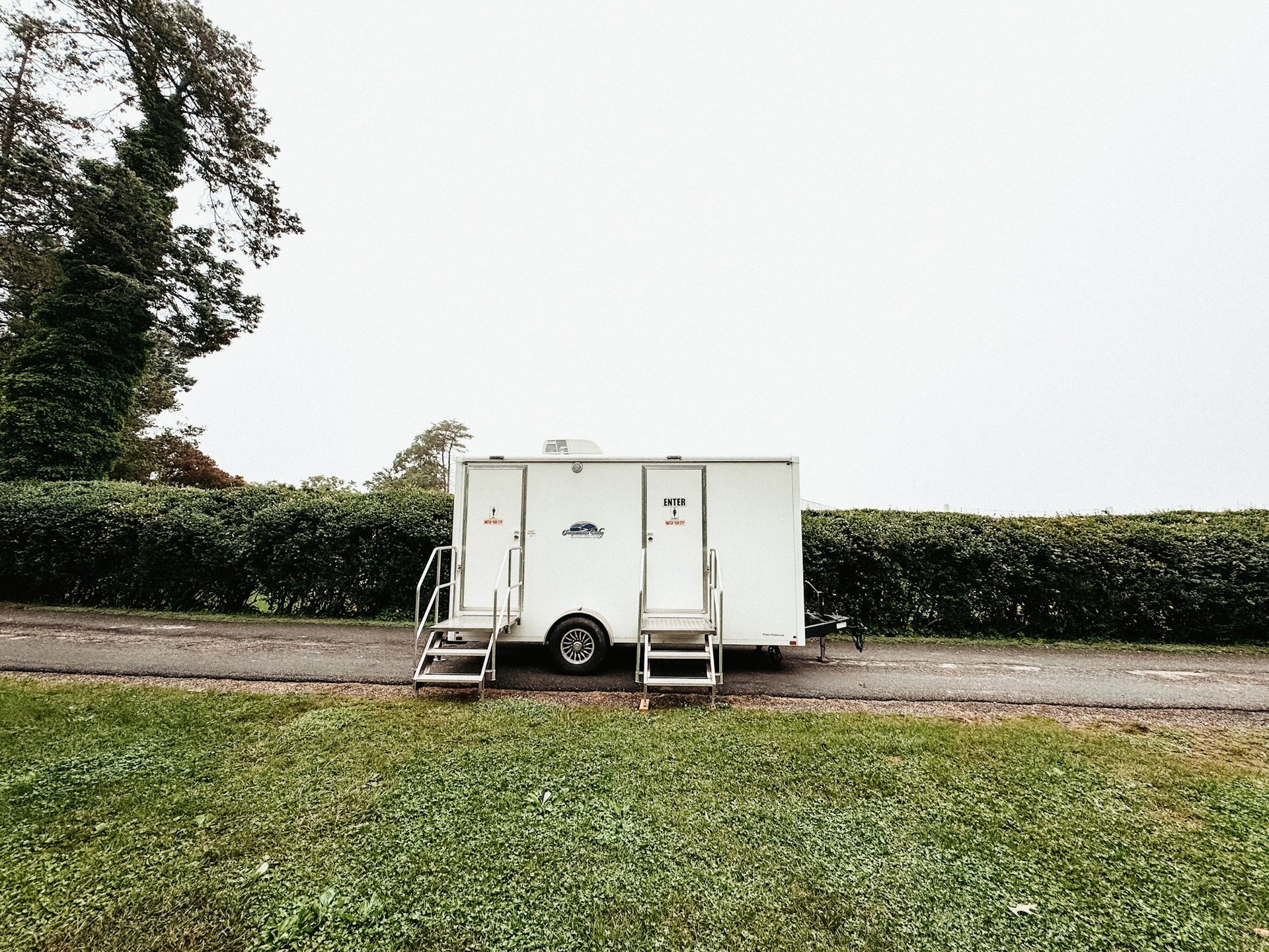 luxury bathroom rentals, luxury restroom rentals, luxury rental bathrooms