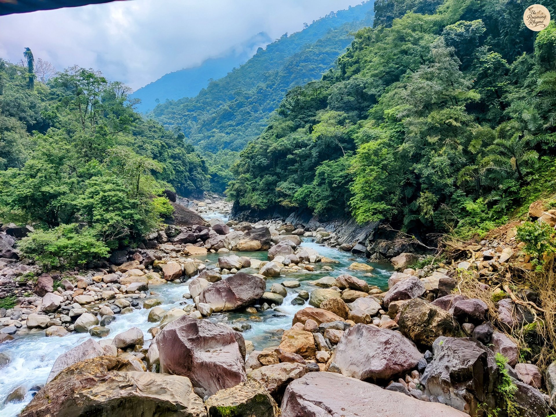 Jungle Trails and Murmuring Streams – En Route to the Double Decker Root Bridge