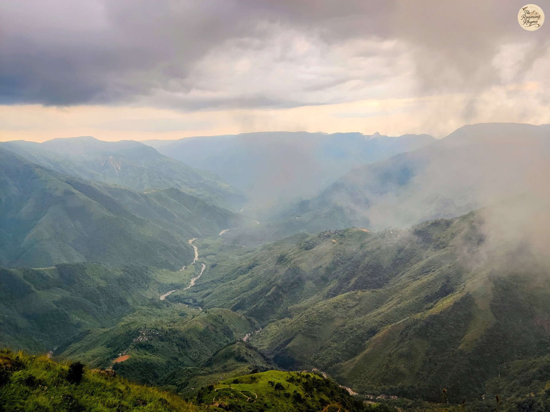 Laitlum Canyon – At the Edge of Hills, Wrapped in Clouds