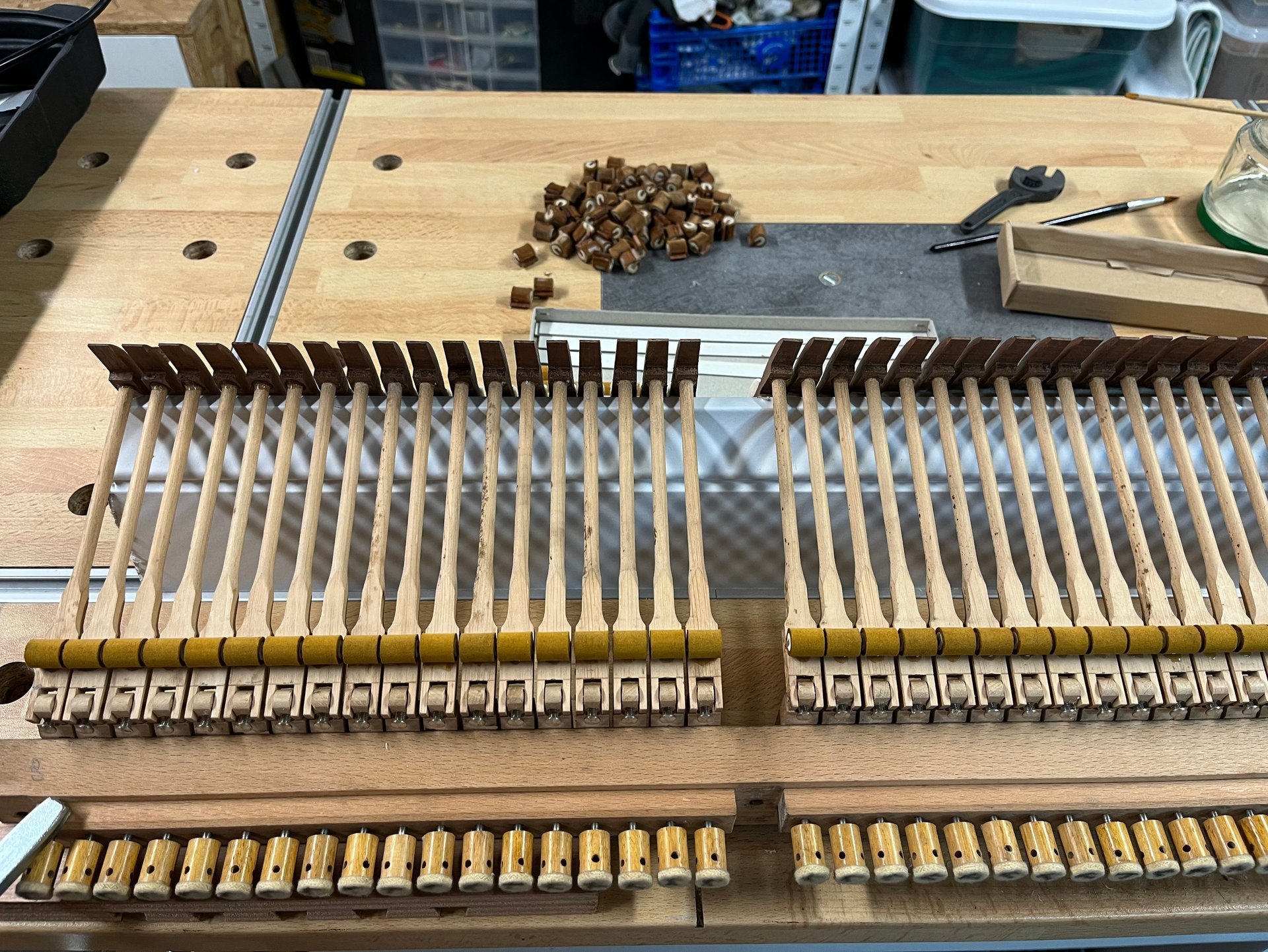 Remplacement rouleaux piano à queue