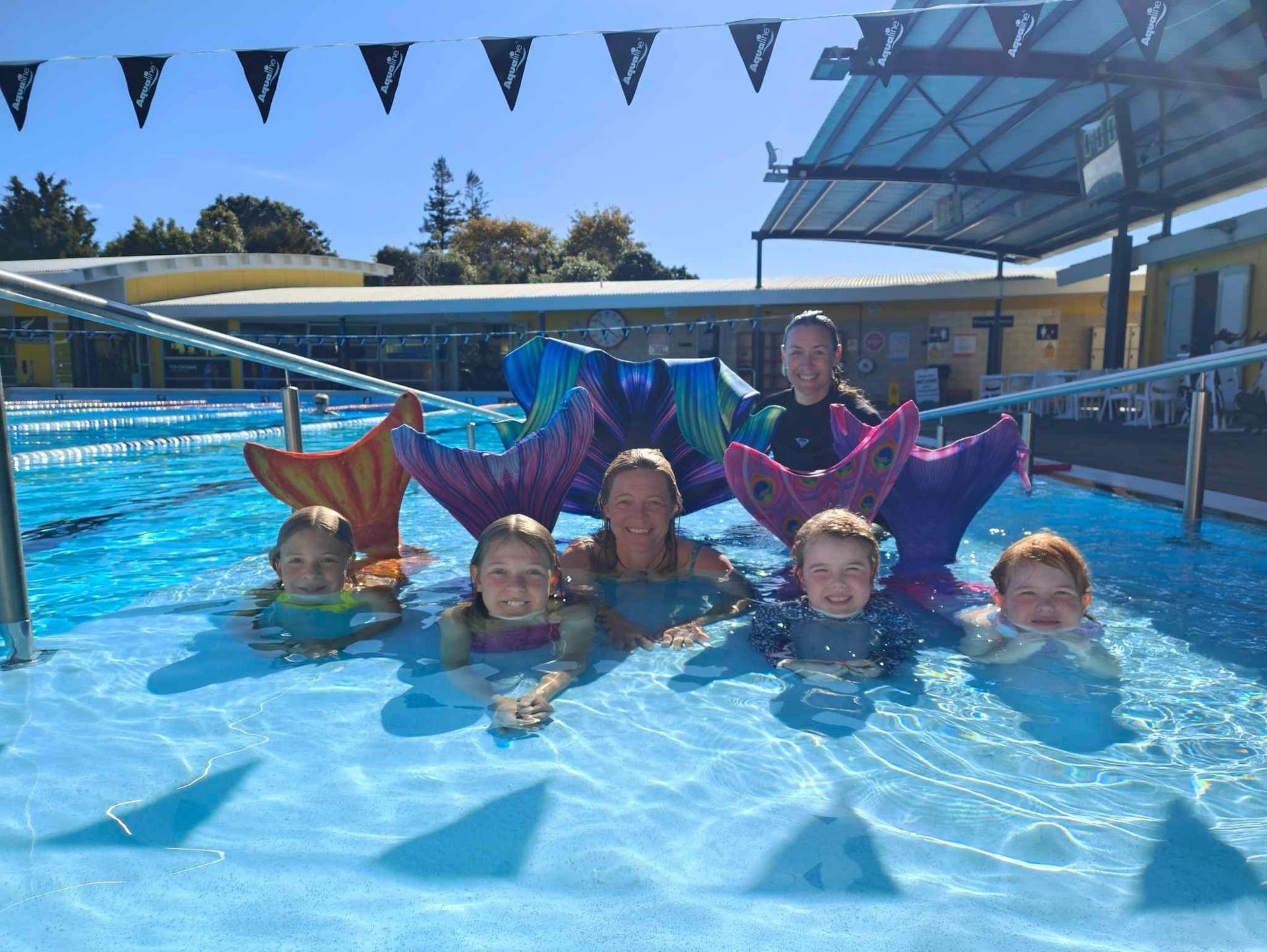 Mermaids taking a Mermaid class