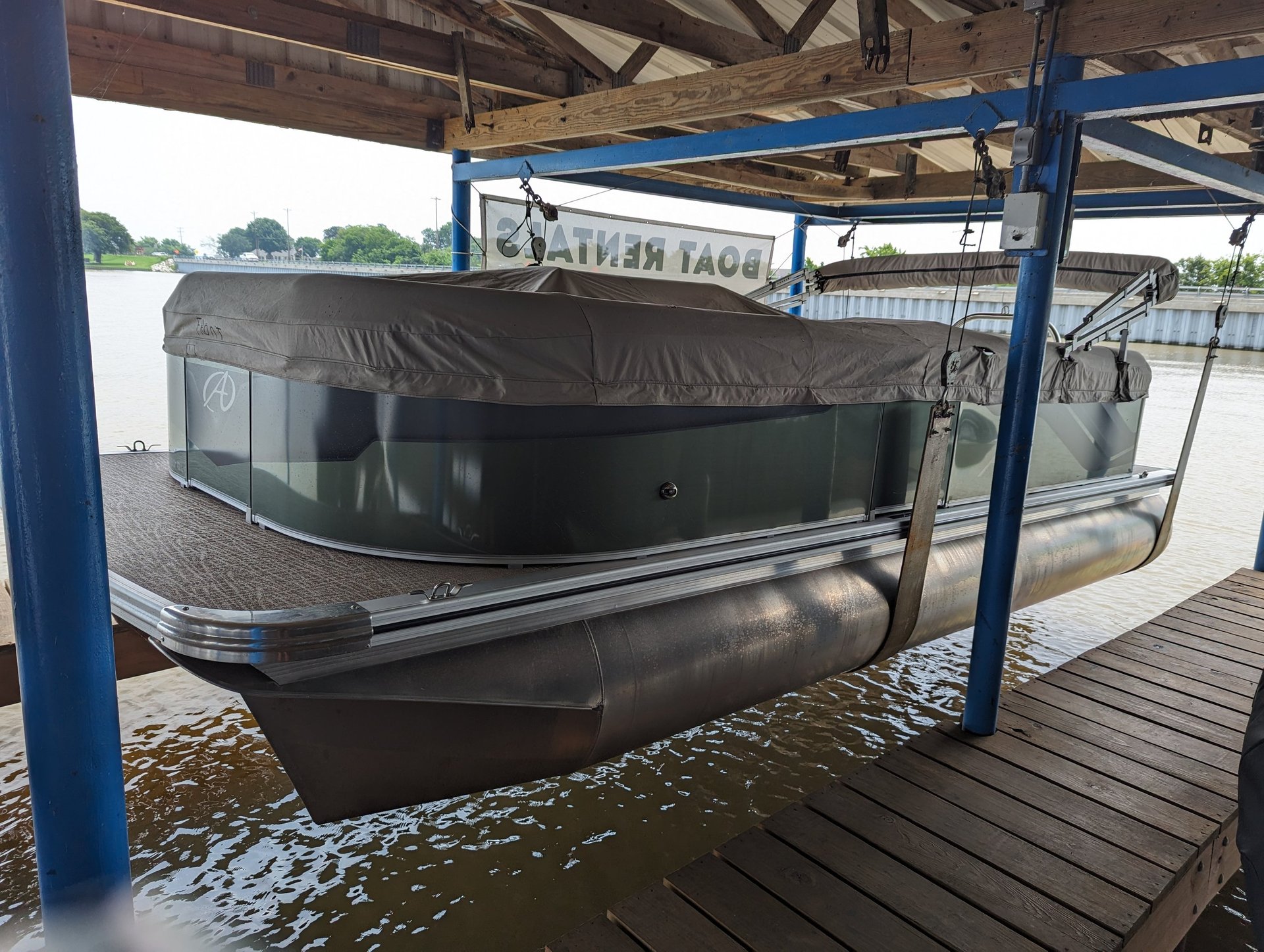 Avalon Pontoon Rental Boat