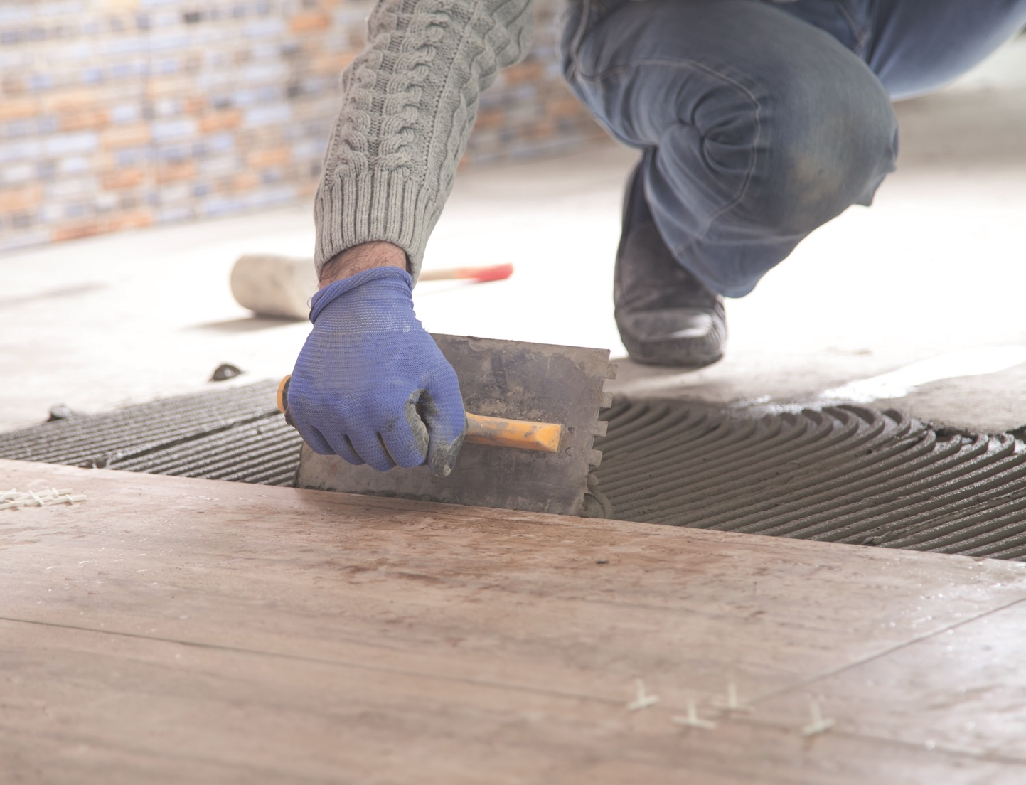 POLYKLAAR FORCE plaatsing