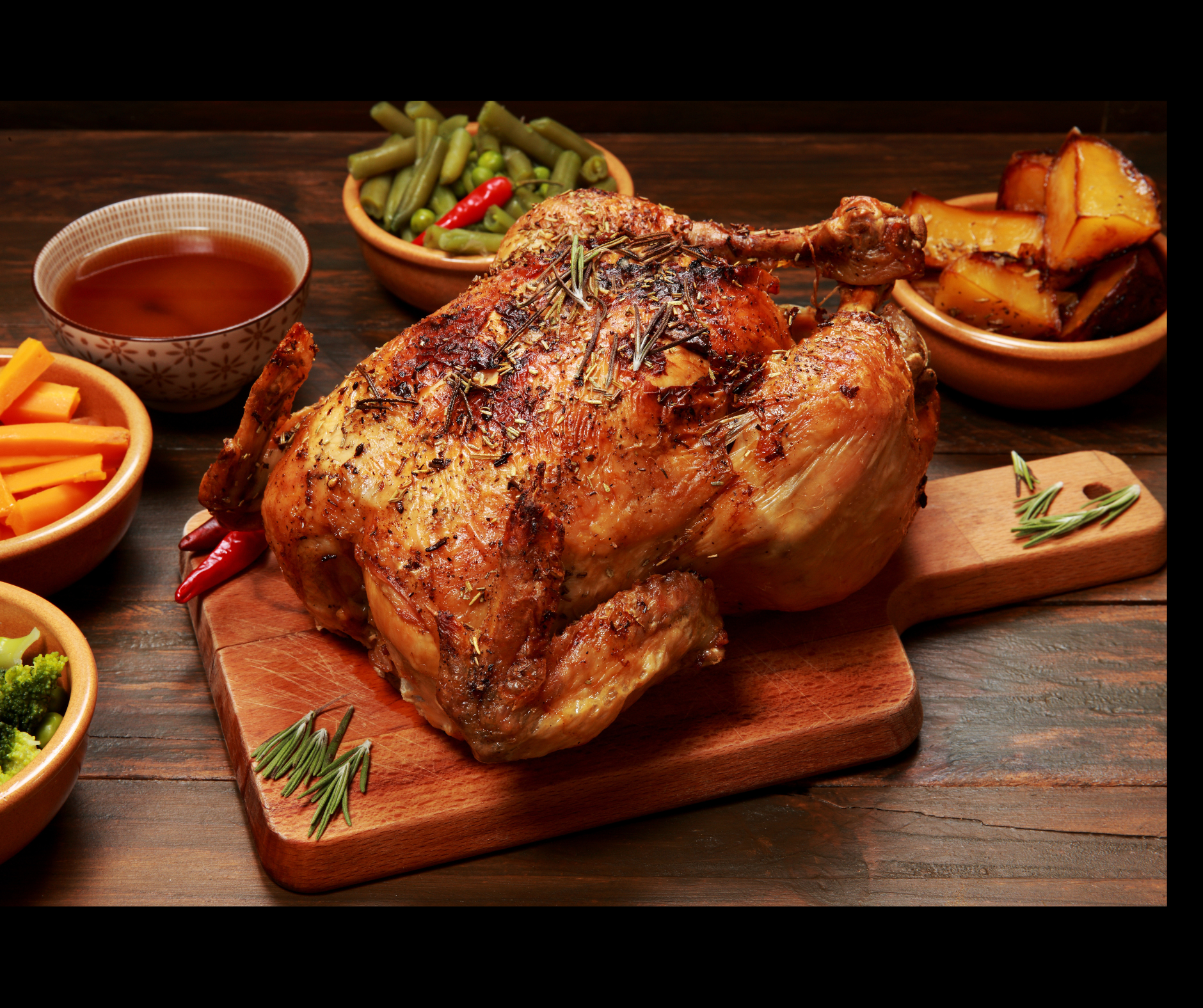 recette poulet rôti aux épices de Noël, légumes et châtaignes rôties