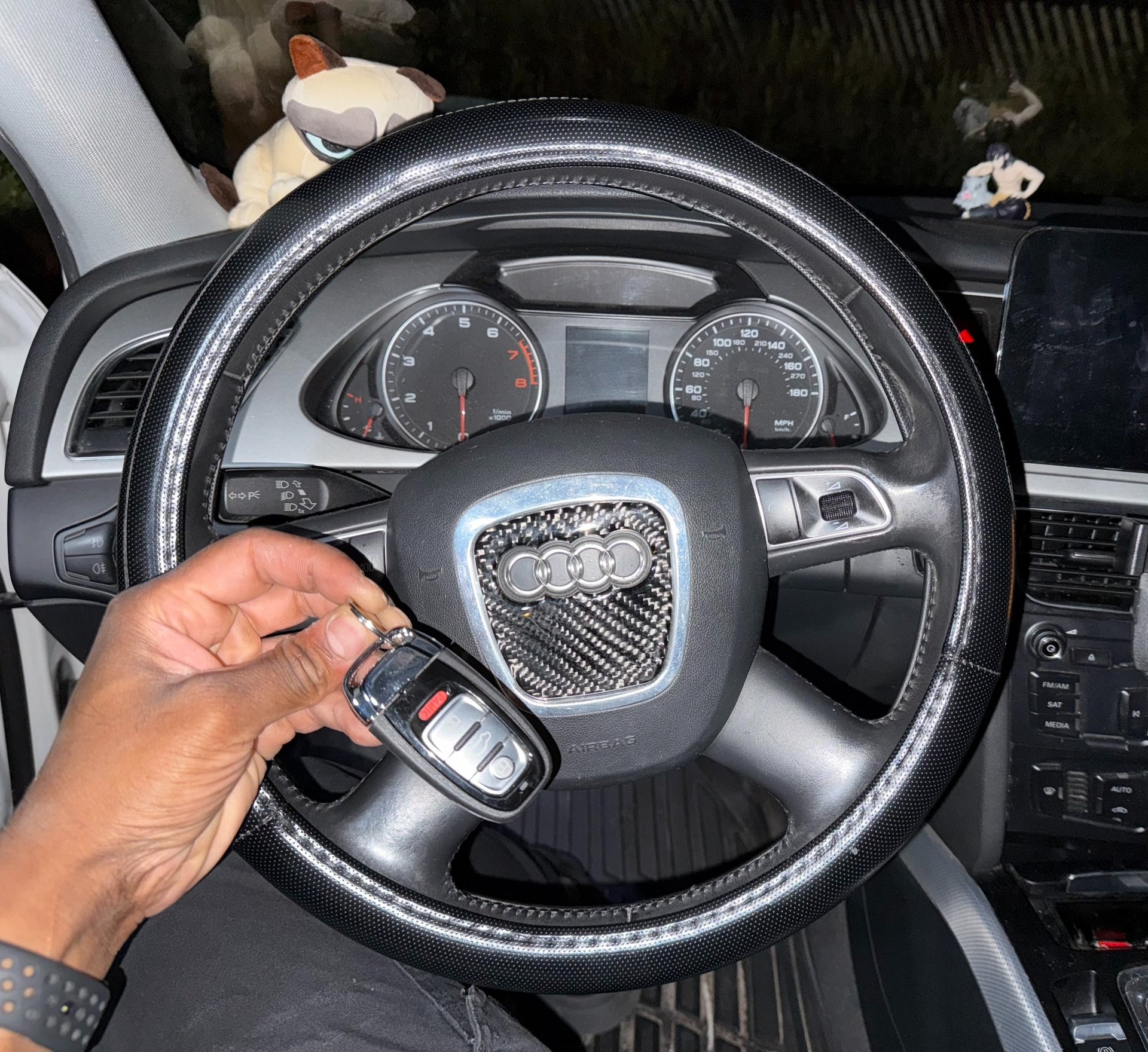 Flash Auto Keys Locksmith Audi Car Key Replacement Key Programming