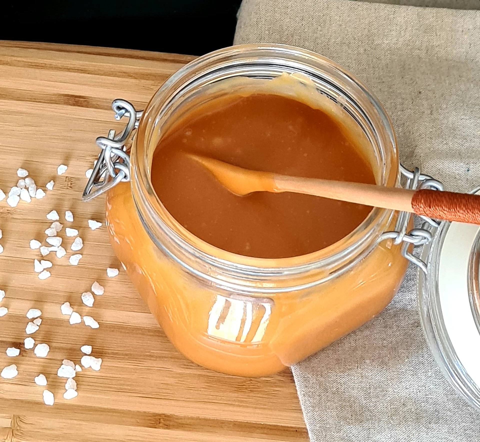 Caramel au beurre salé pour gâteau personnalisé à Grenoble en Isère