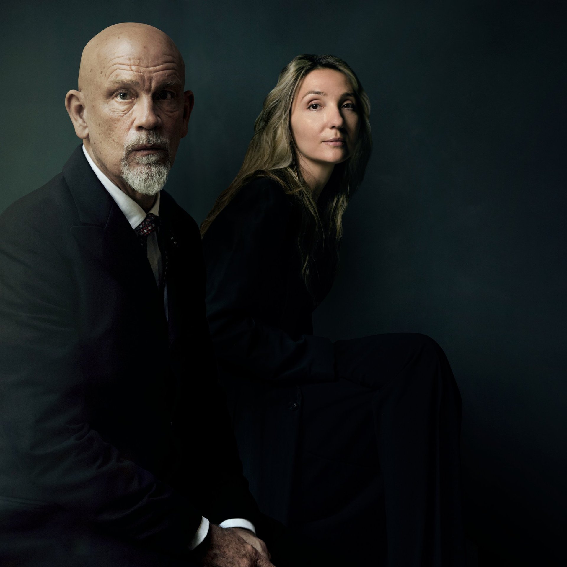 John Malkovich se apresenta no Brasil com The Infamous Ramirez Hoffman