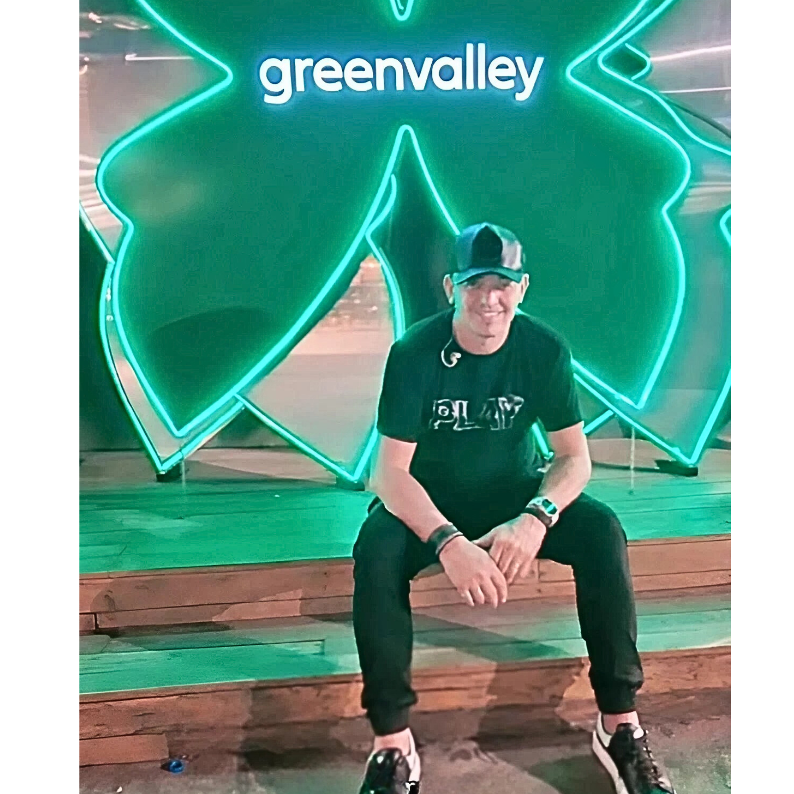 DJ Guillermo Atencio en eventos las Green Valley. La disco numero uno del mundo!