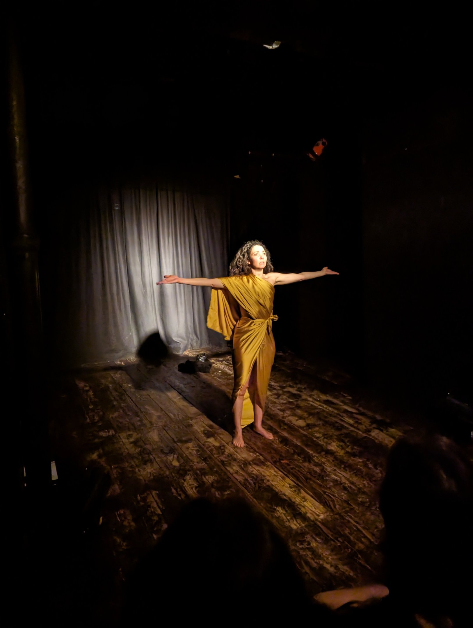 Spectacle - MATA HARI TITRE PROVISOIRE - @Catherine Mariuzzo - Comapagnie Le Roi Des Fous - ARTEPHILE AVIGNON OFF 2026