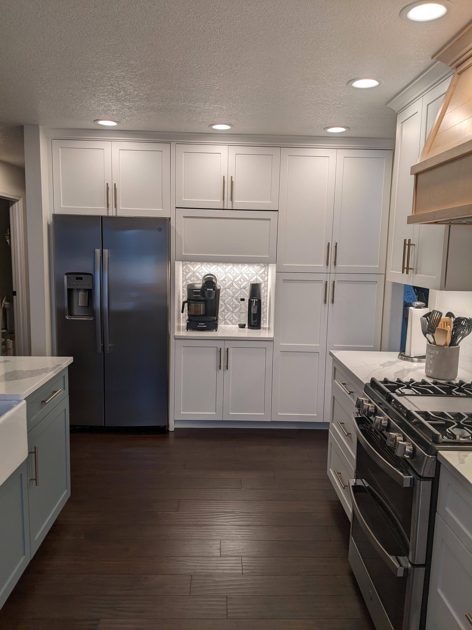 custom kitchen painted craftsman cabinets