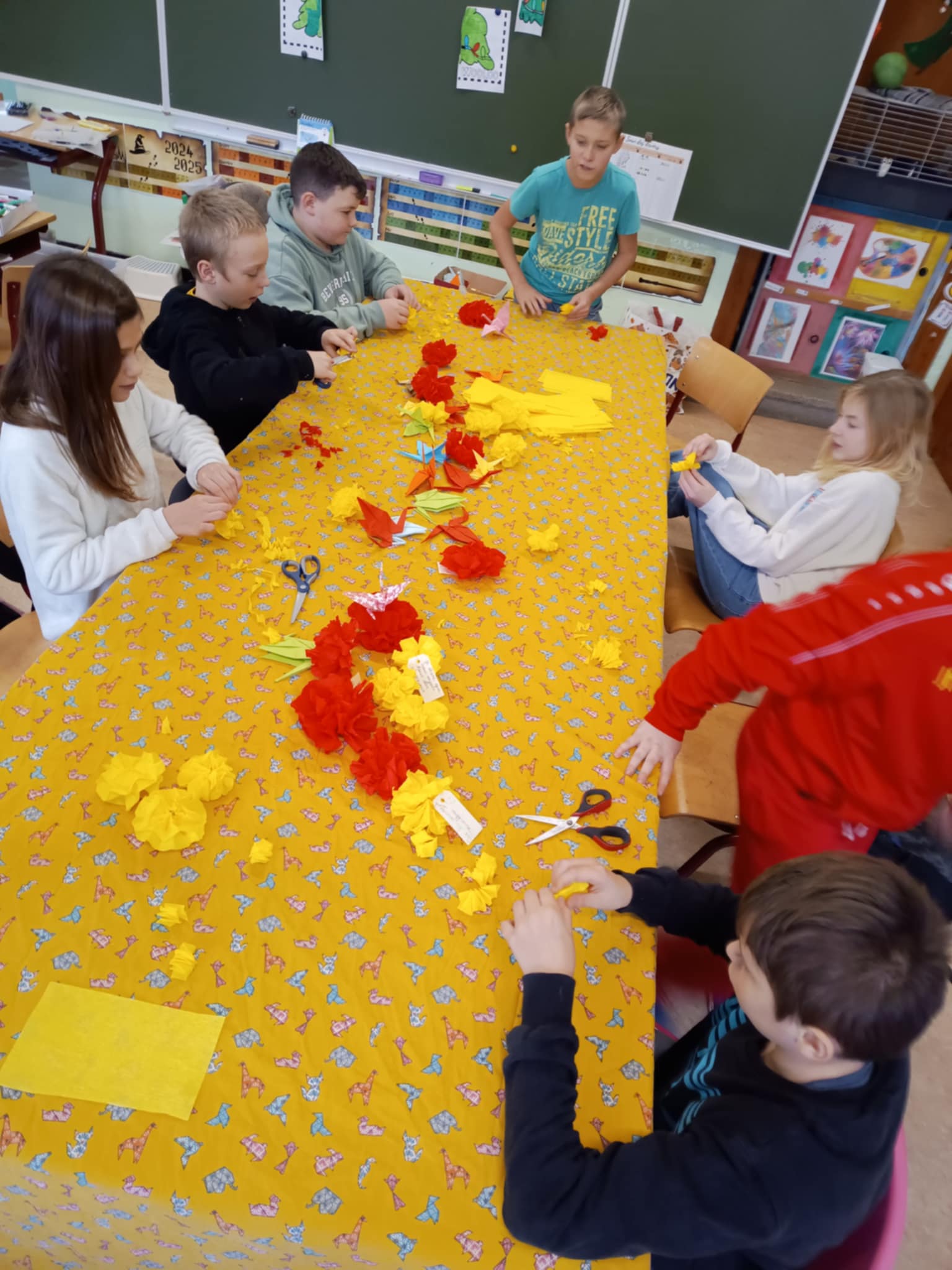 activité manuelle pour une classe d'élèves relevant de l'enseignement de type 1