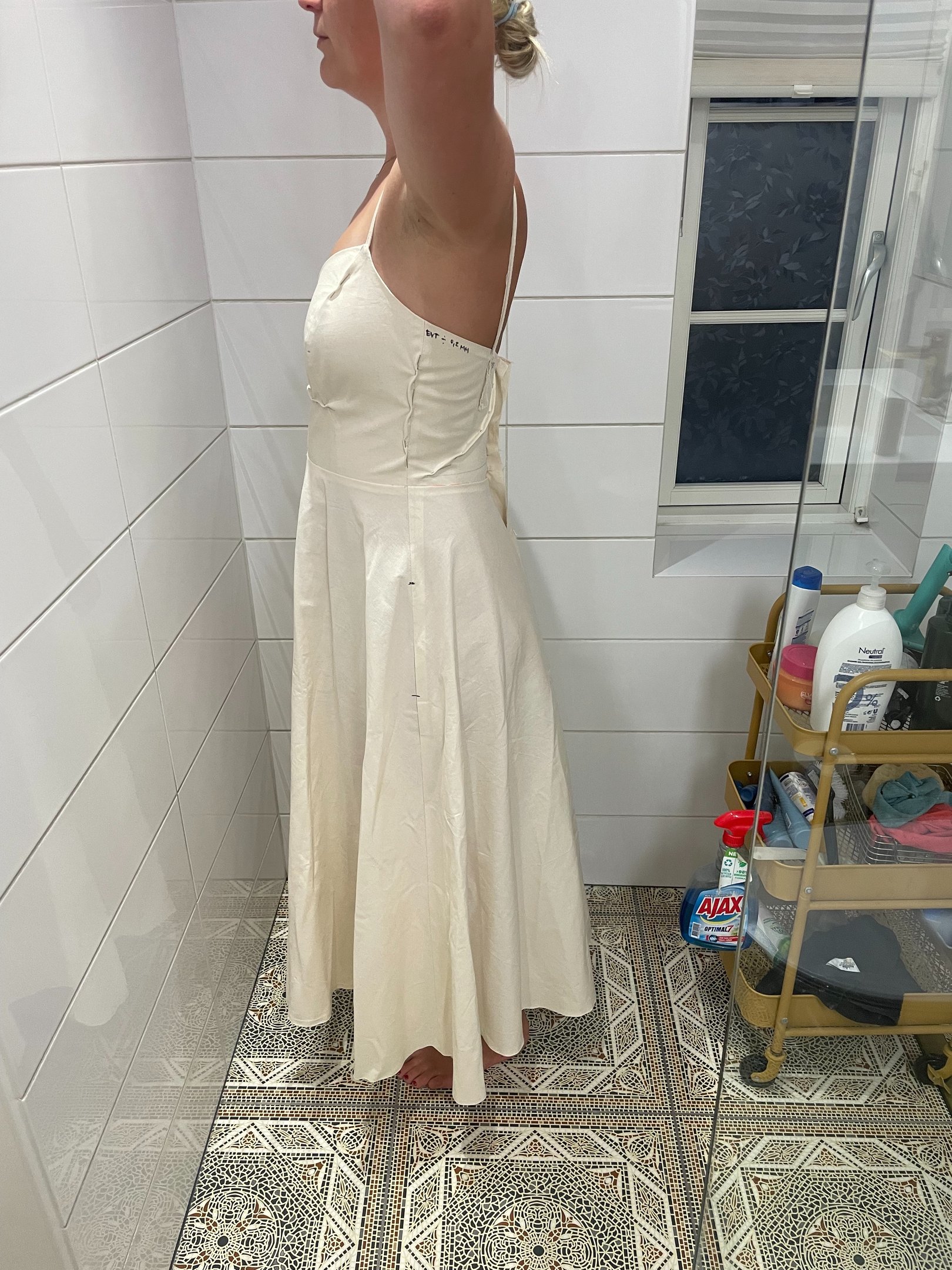 Skræddersyet brudekjole tilretning I forandring og tilpasning