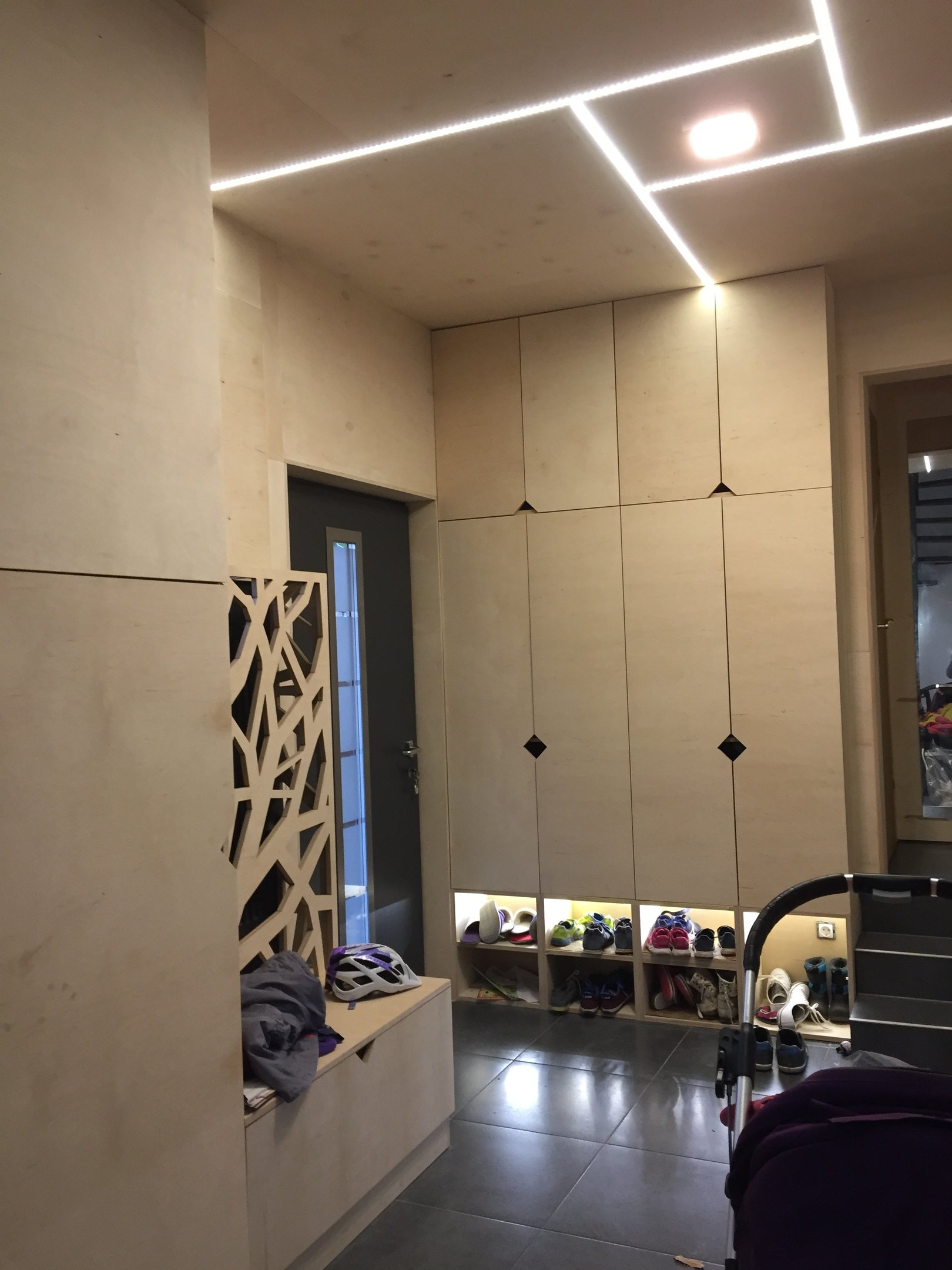 Aménagement d'intérieur. Meubles intégrés conçus sur-mesure.