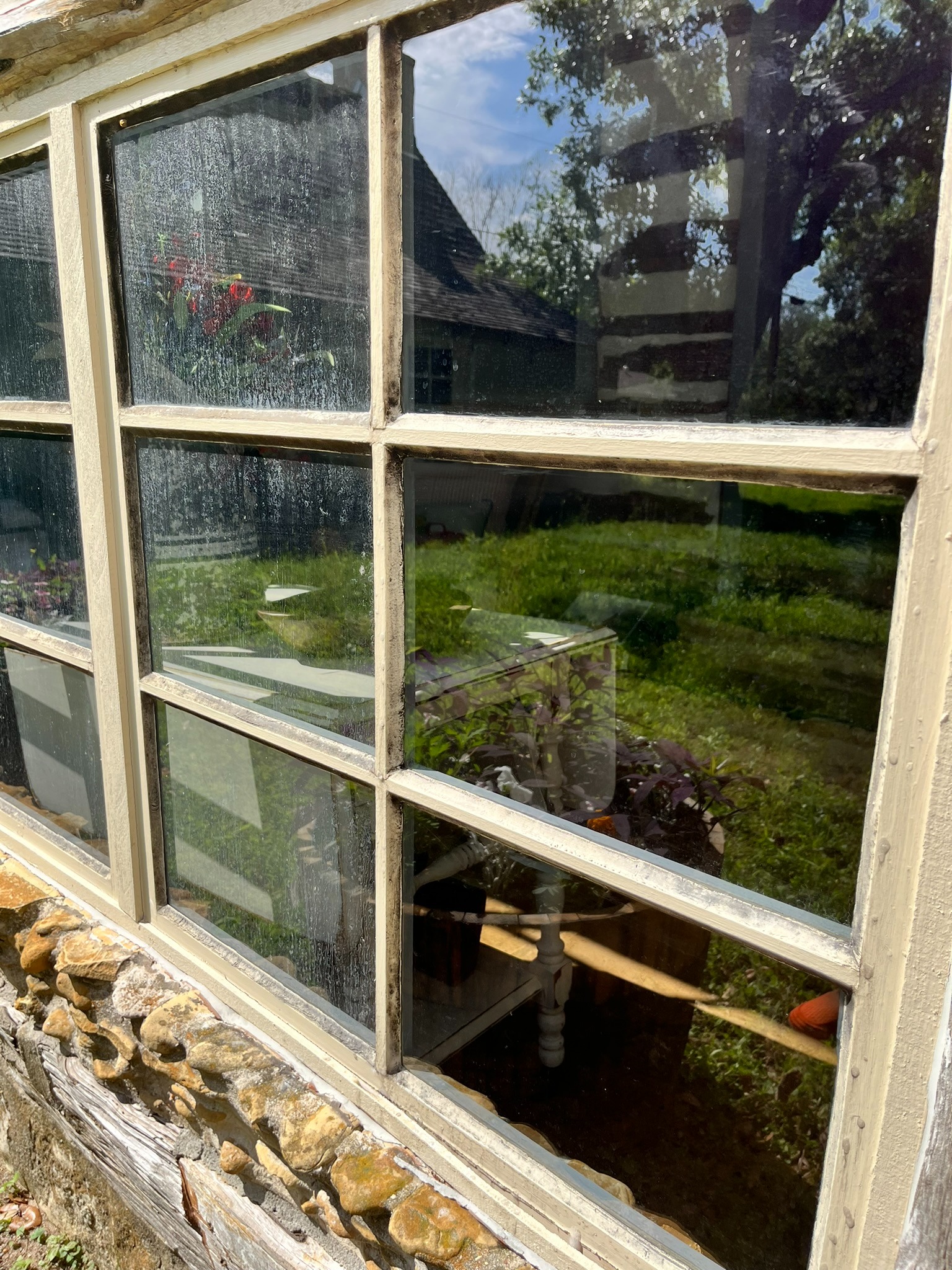 Hard water stain removal on oxidized windows by Elegant Restorations Window Cleaning San Antonio