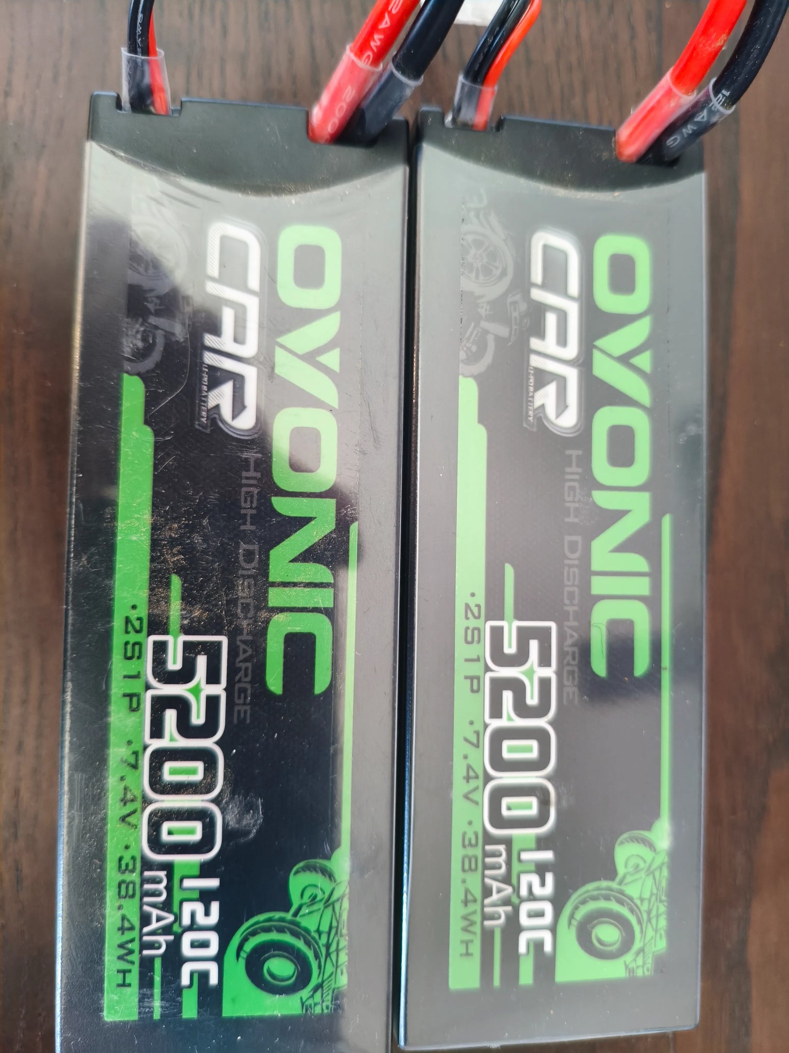 Análise de especificações de 5200mAh e 38.4Wh em baterias LiPo Ovonic 2S para teste de autonomia.