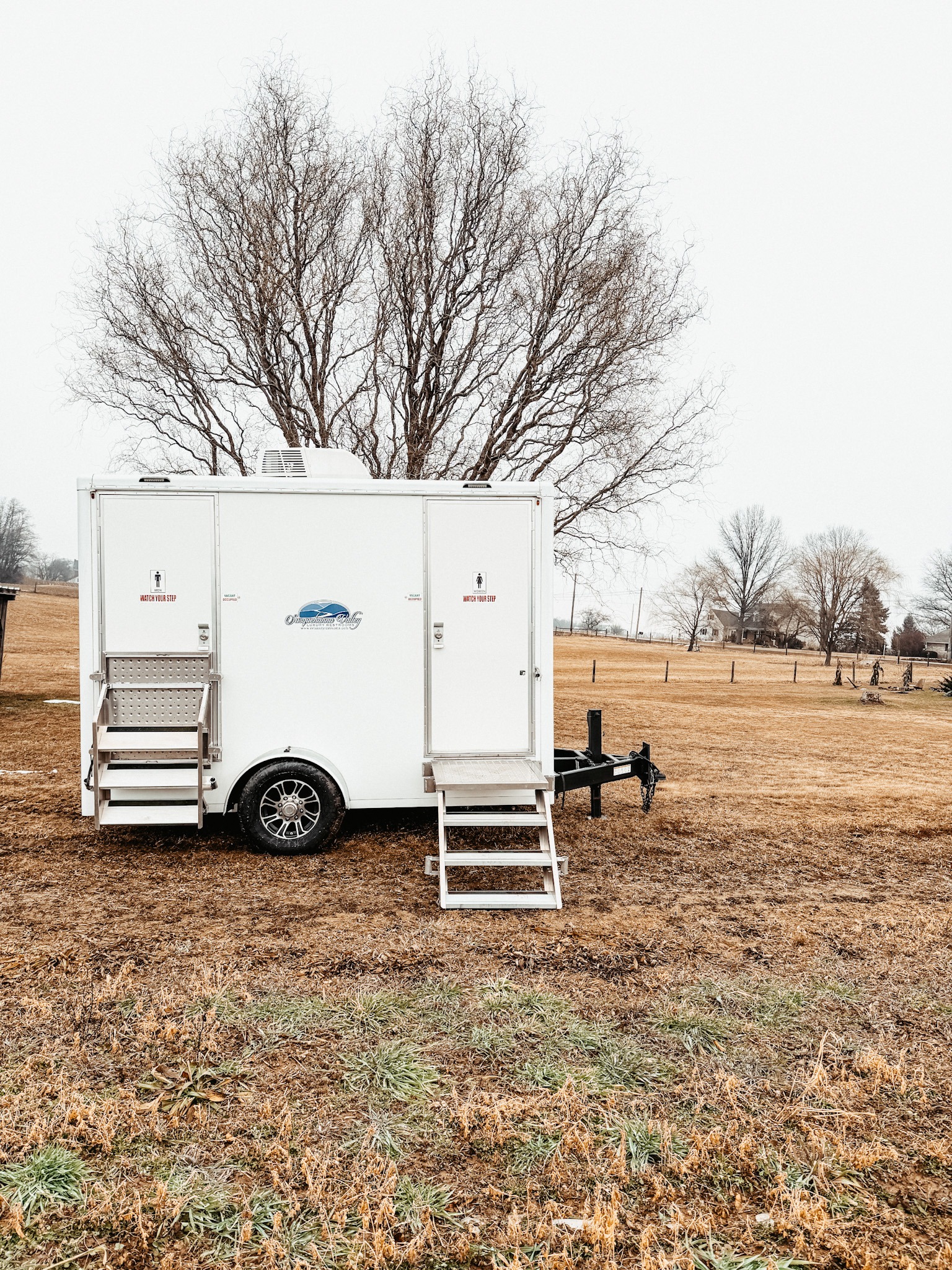 luxury bathroom rentals, luxury restroom rentals, luxury rental bathrooms