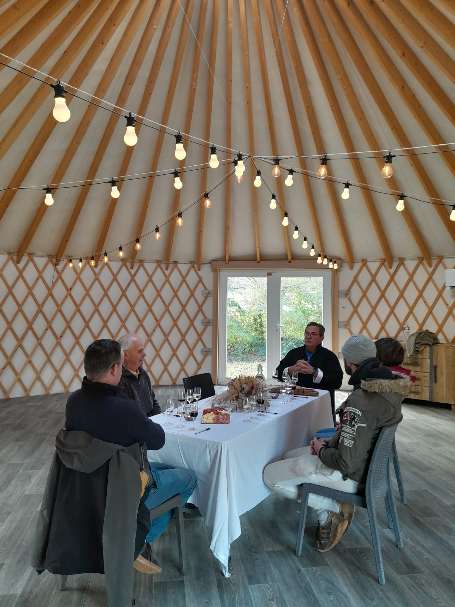 Mindfulness wine tasting