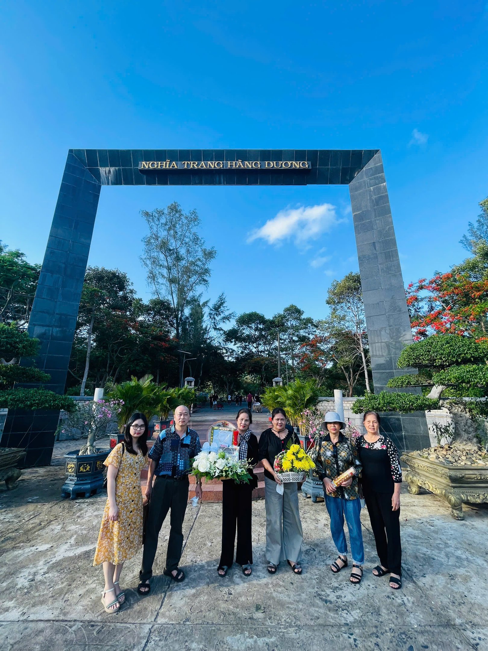 nghia-trang-hang-duong-con-dao