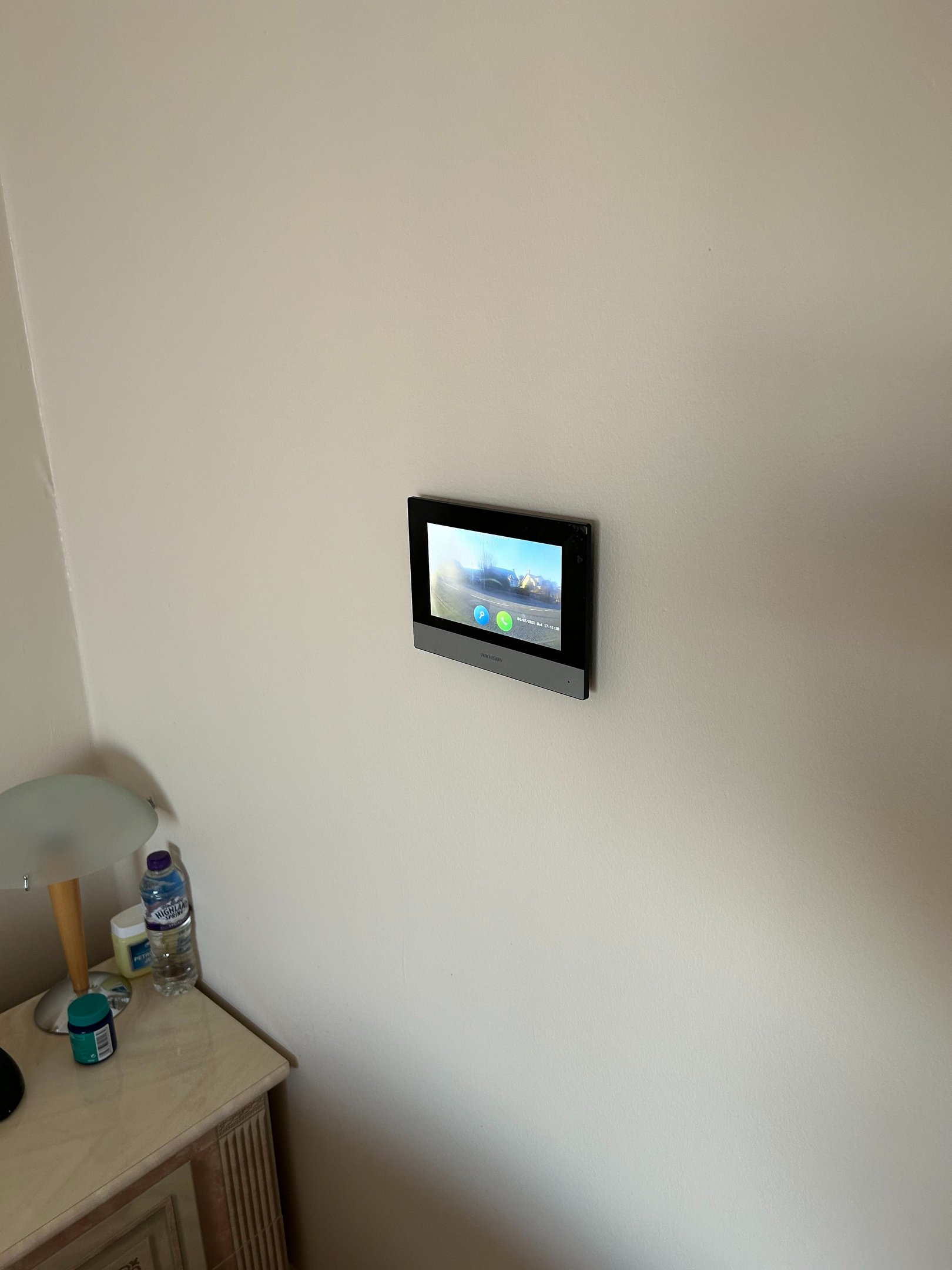 hikvision indoor station tablet to remotely view people entering your property and open and close