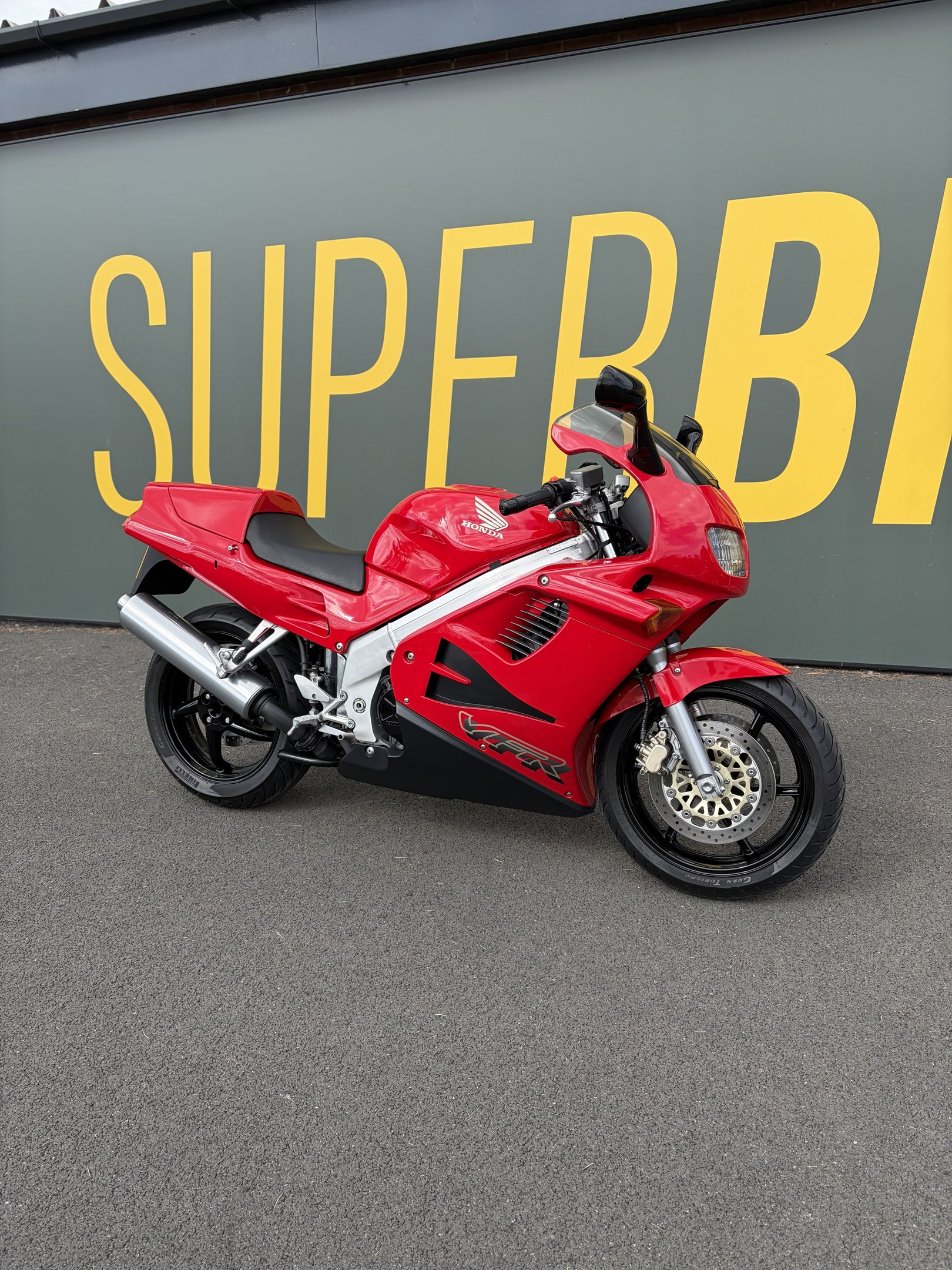 Honda VFR750F-S
