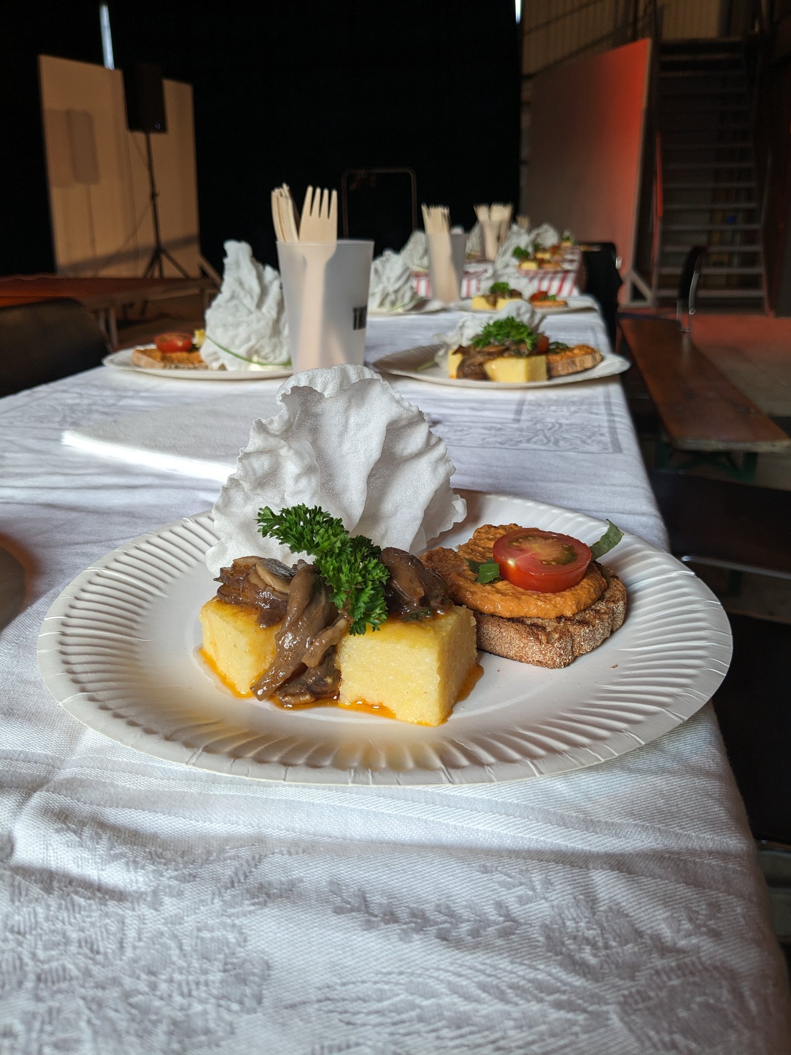 piano session dishes