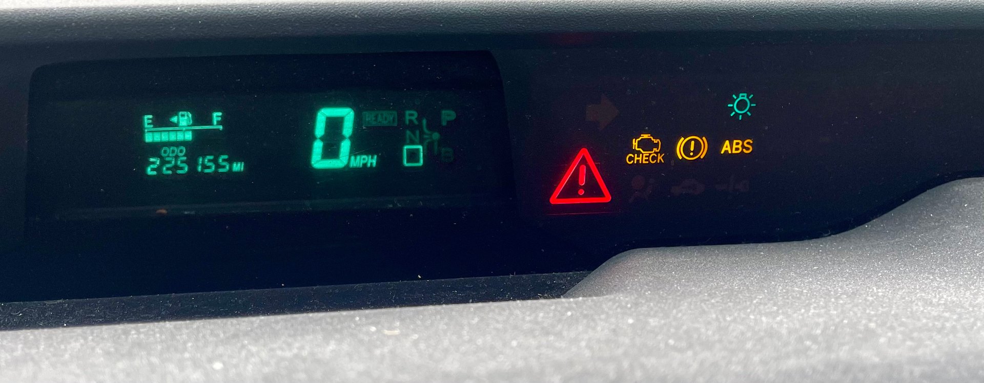 Prius hybrid battery trouble warning light red triangle of death GoGoHybridBattery.com 