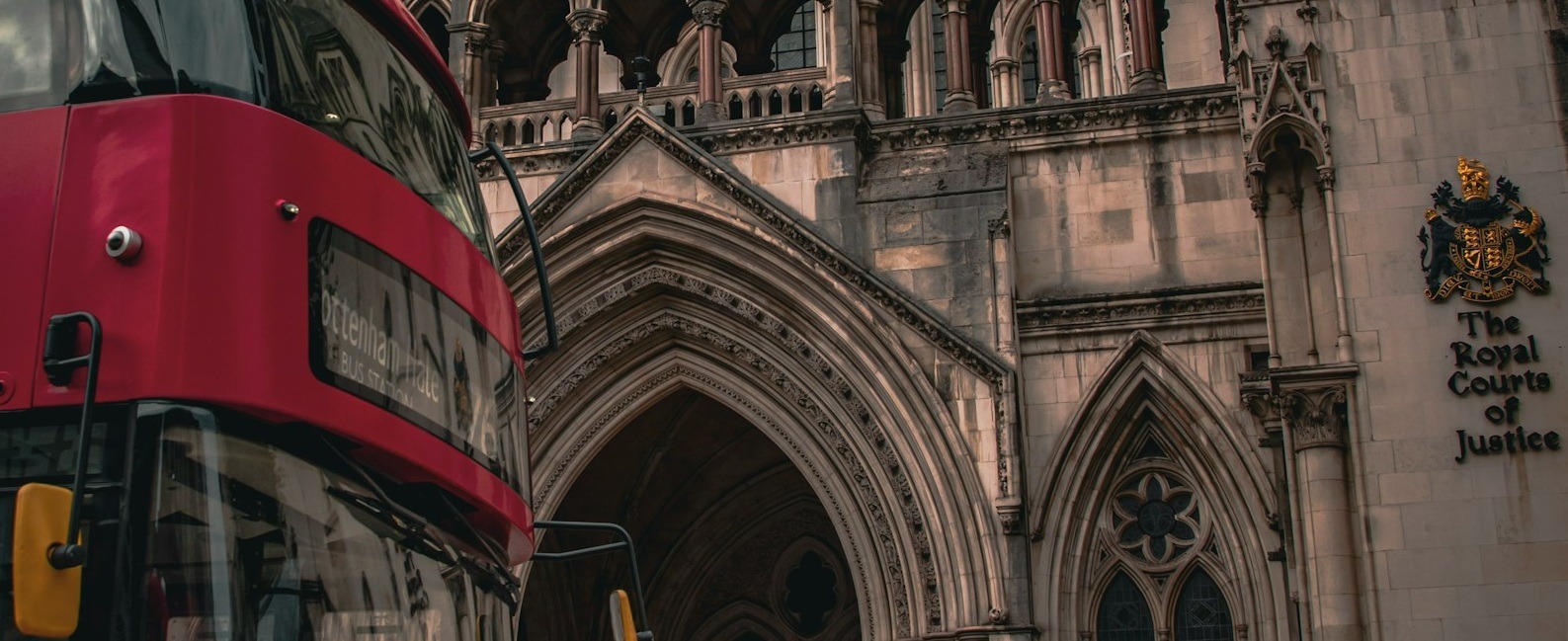 Brief introduction to careers in the legal profession