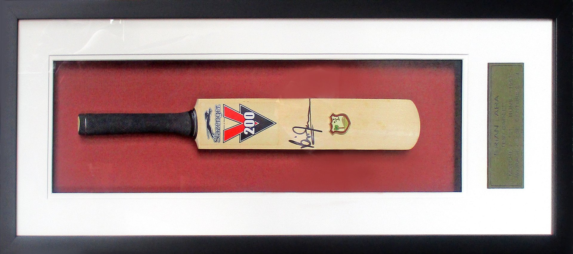 Framing a cricket bat