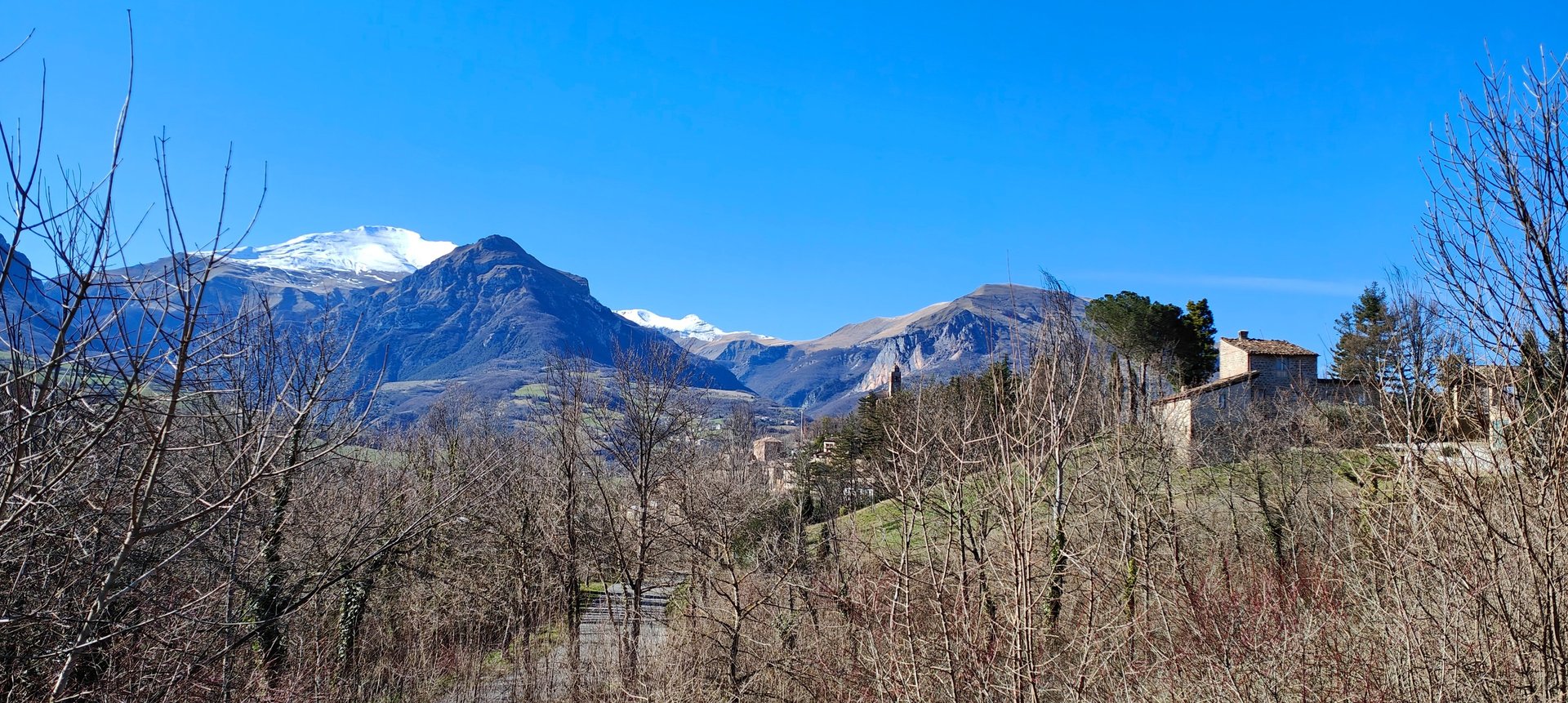 🏔️ Montagna dei Sibillini by Indieblondie® from Le Marche in Italy™